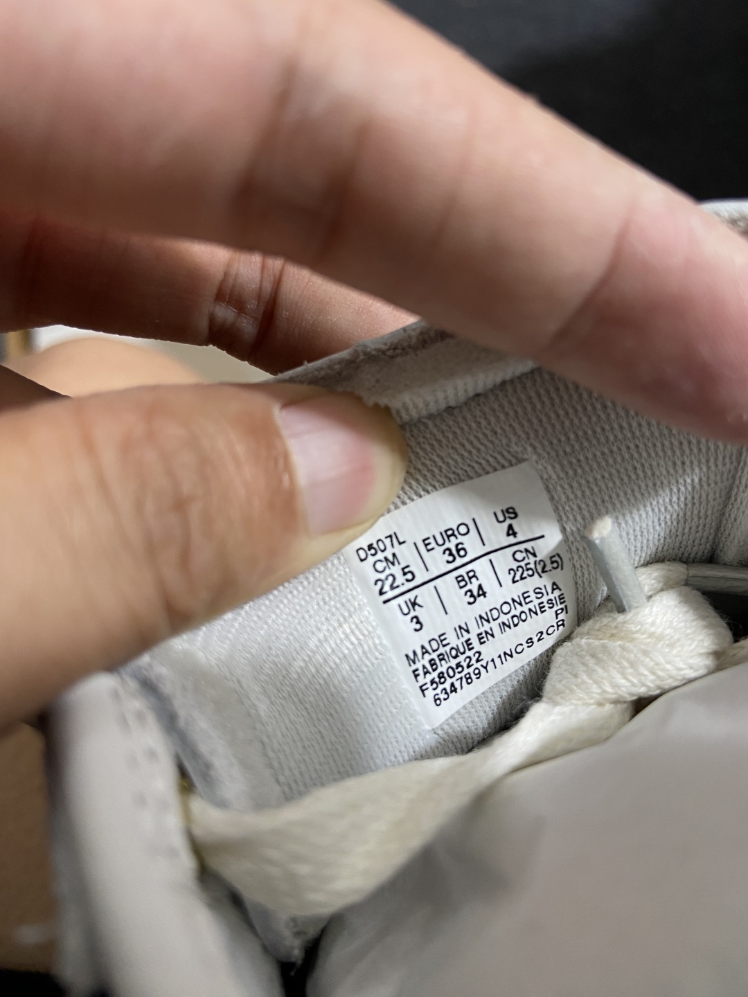 Onitsuka 尺码36-44.5

头层纯原版出品-Onitsuka Tiger MEXICO 66