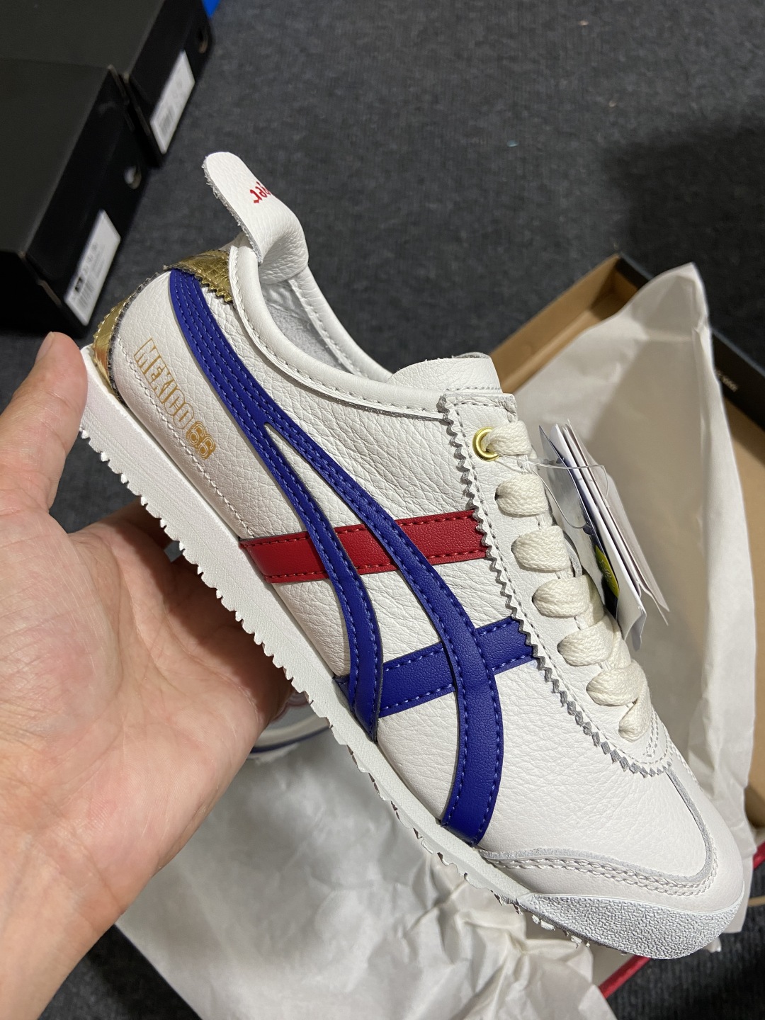 Onitsuka 尺码36-44.5

头层纯原版出品-Onitsuka Tiger MEXICO 66