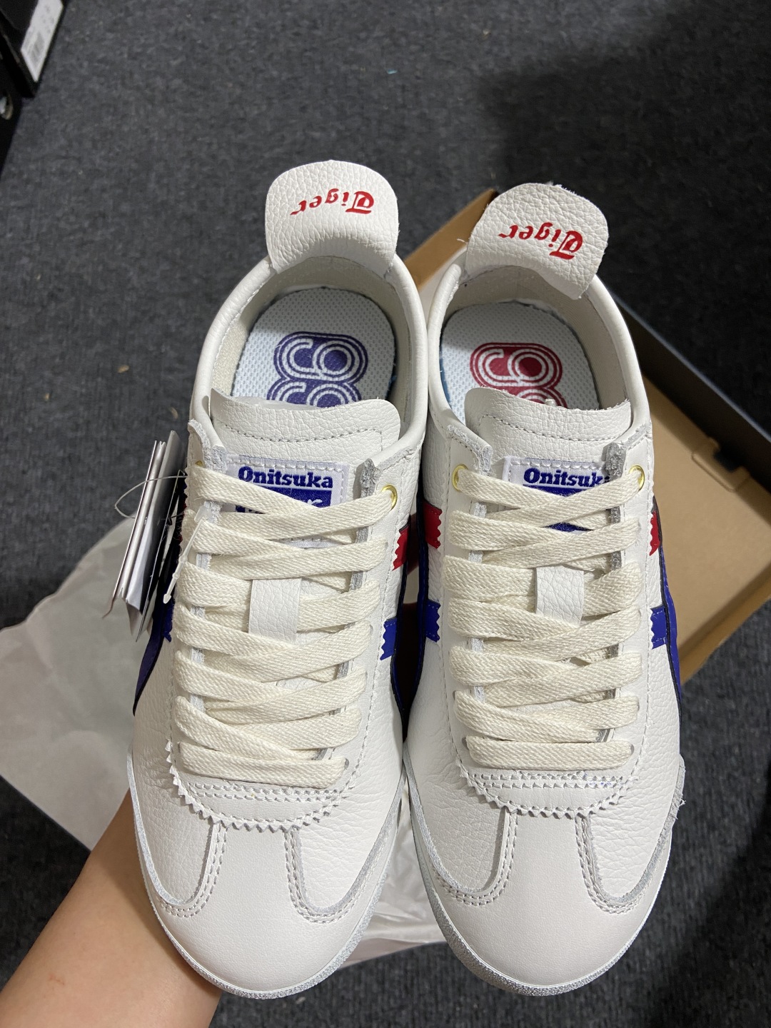Onitsuka 尺码36-44.5

头层纯原版出品-Onitsuka Tiger MEXICO 66
