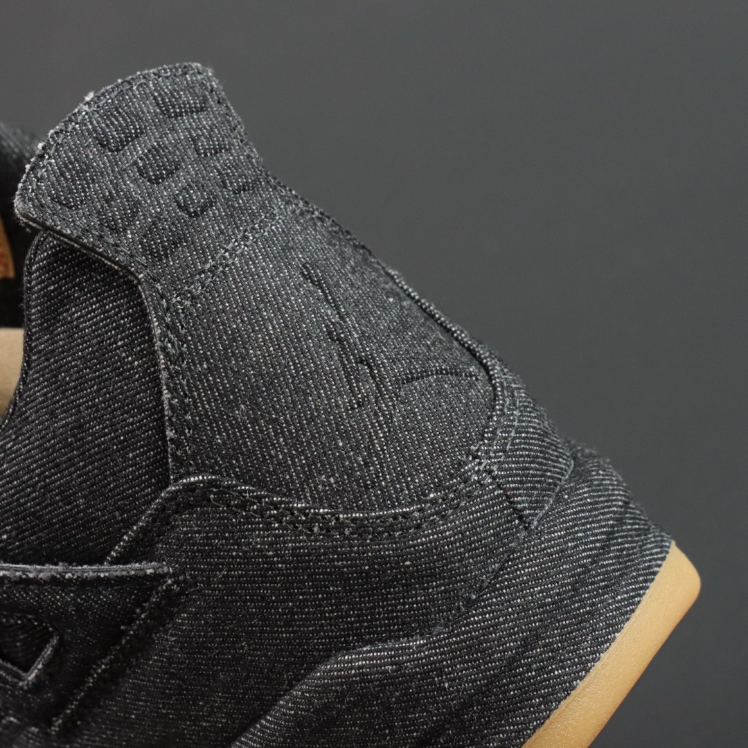 P
levi’s x Jordan Air Jordan 4 levis black (levis ta