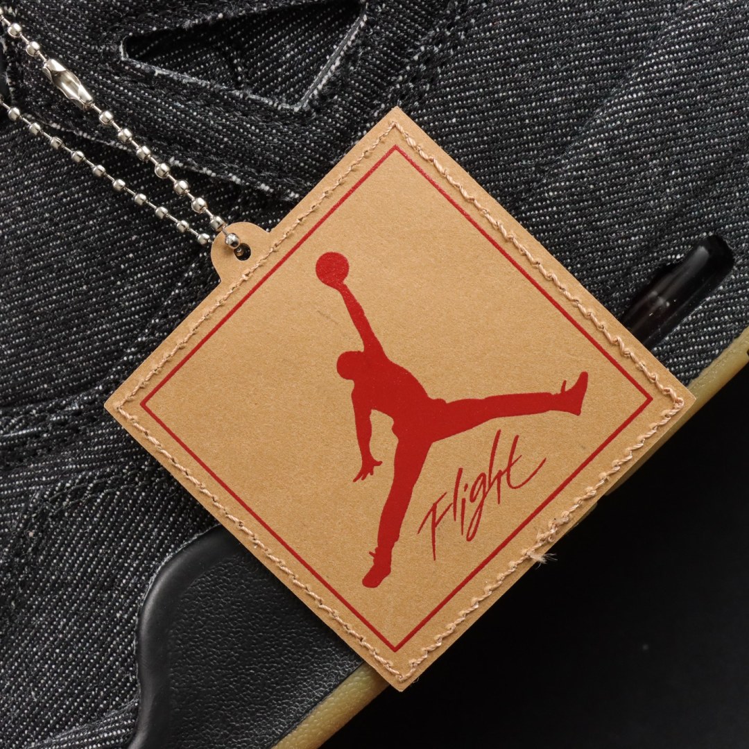 P
levi’s x Jordan Air Jordan 4 levis black (levis ta