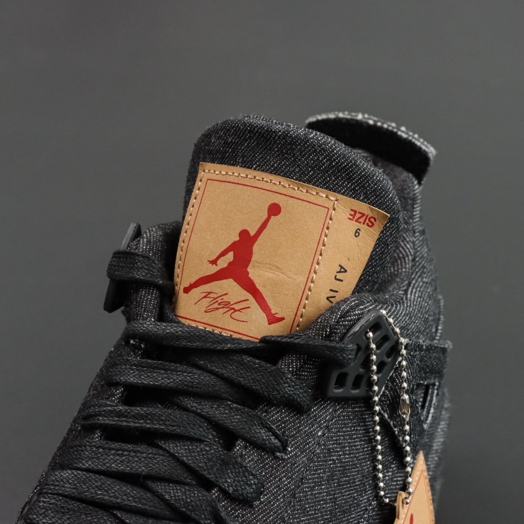 P
levi’s x Jordan Air Jordan 4 levis black (levis ta