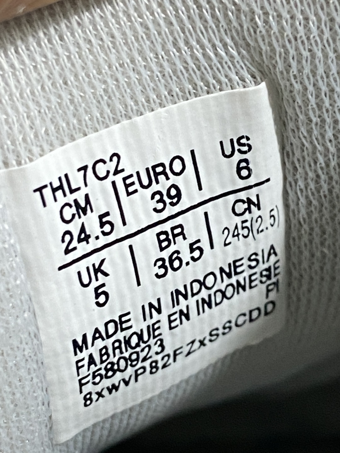 Tiger  尺码36-44.5

纯原版出品-Onitsuka Tiger MEXICO 66 白银T
