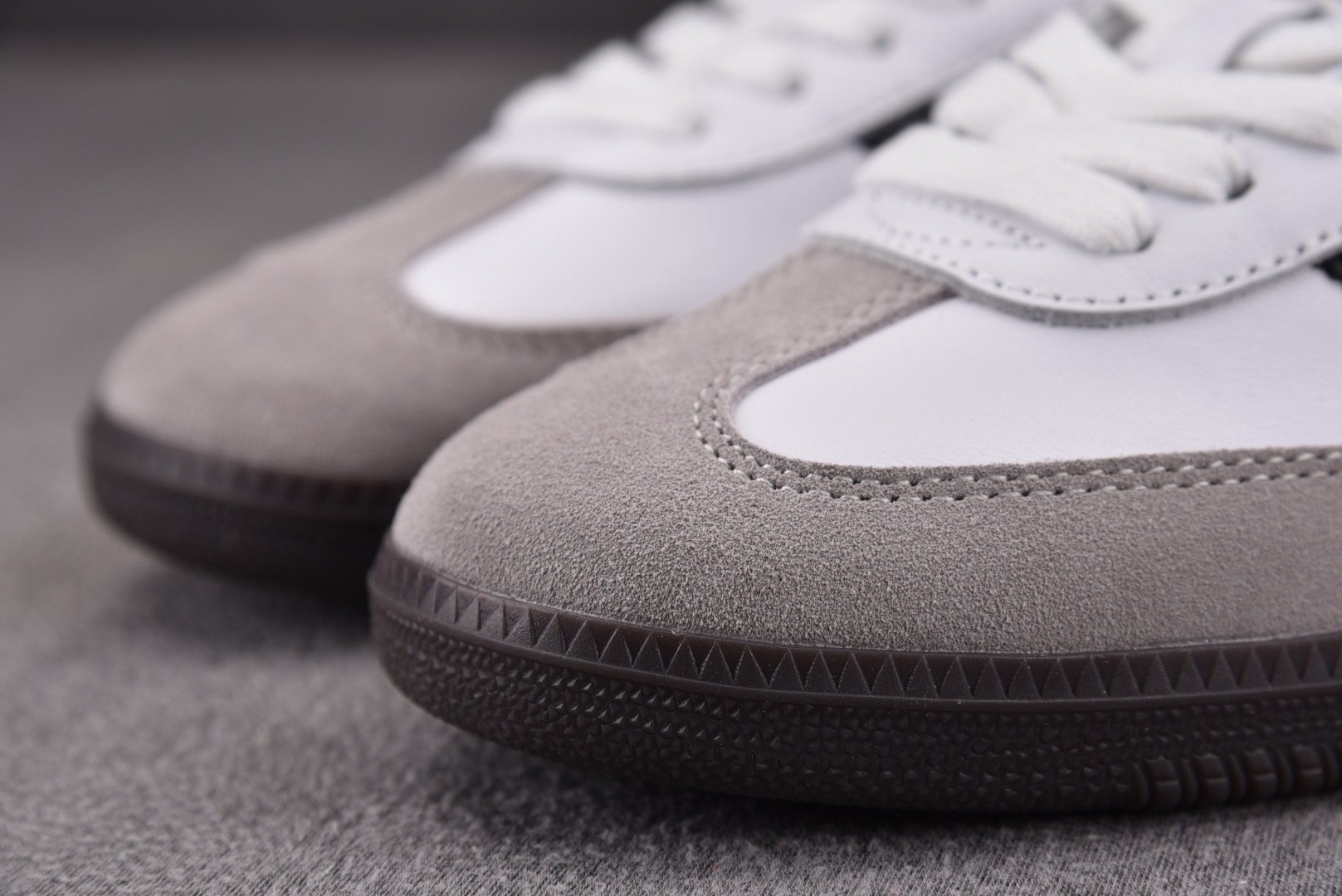 补货
Originals桑巴德训 尺码：36-45

纯原出品-Originals Samba Vega
