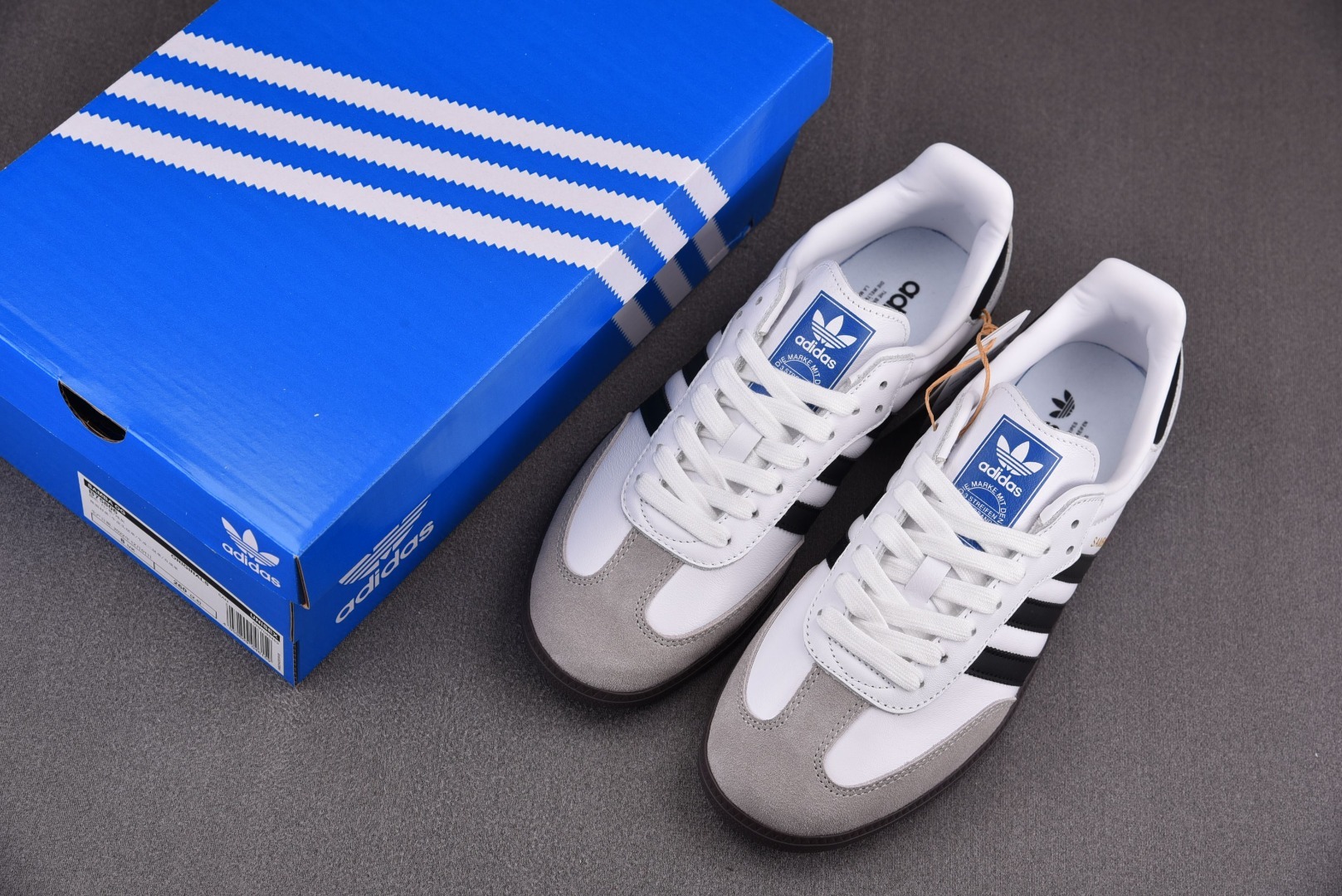 补货
Originals桑巴德训 尺码：36-45

纯原出品-Originals Samba Vega