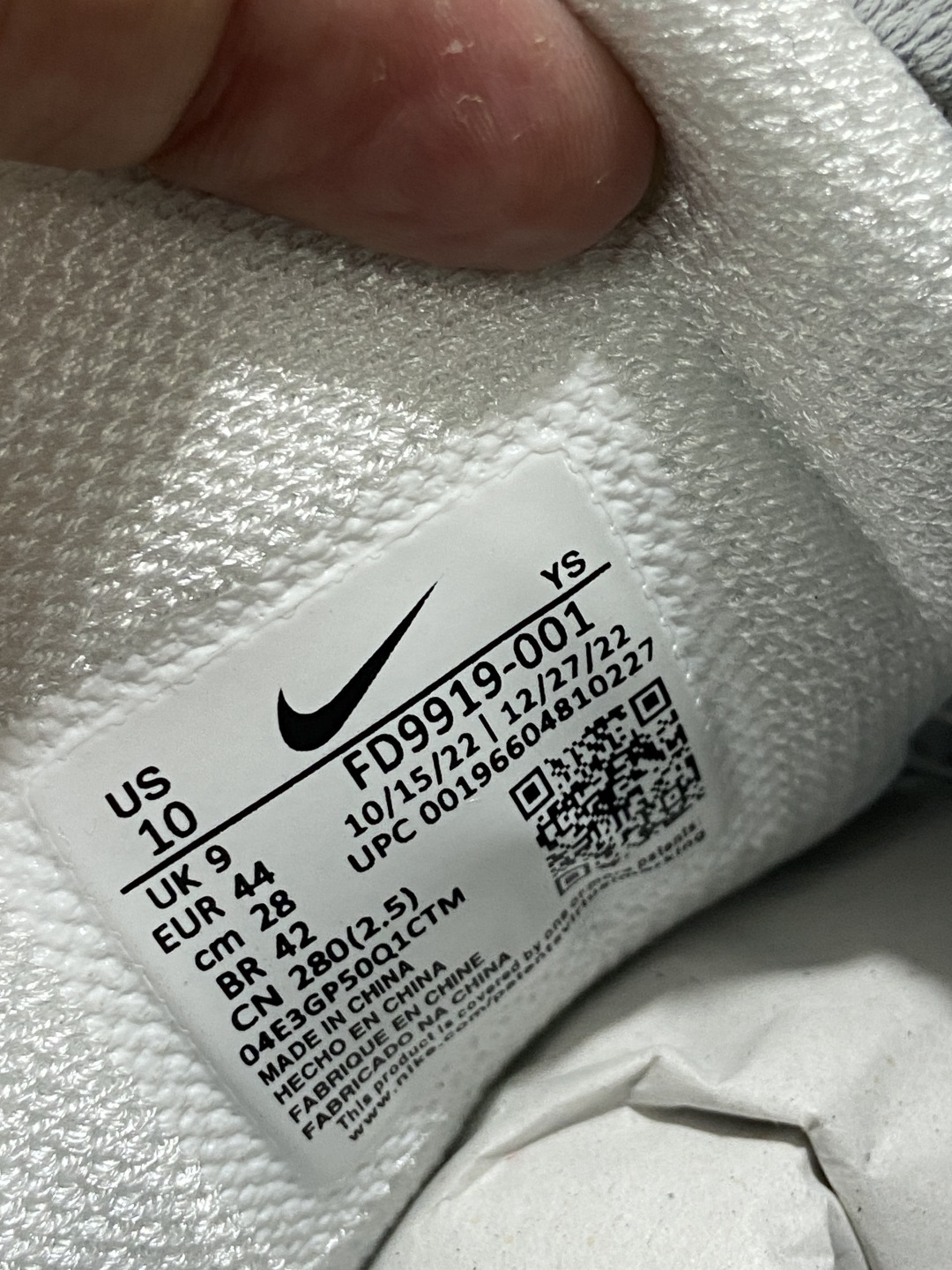 Vomero5 鞋码：36-46

纯原版出品-Air Zoom Vomero 5 米灰 FD9919-