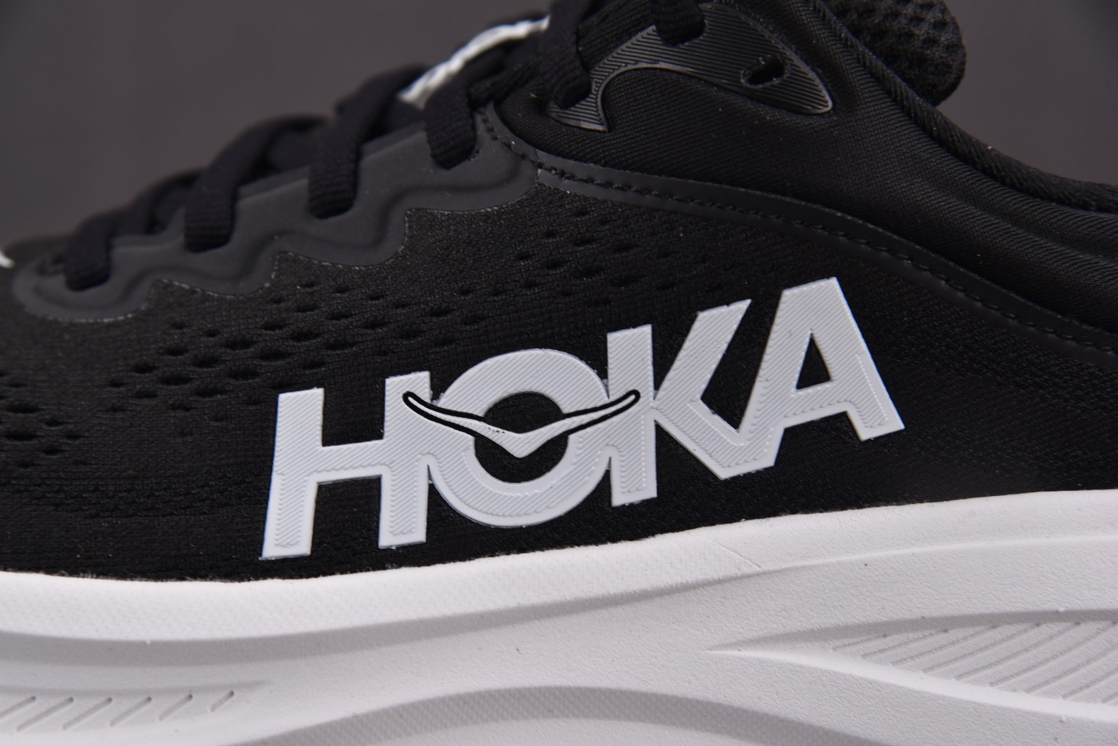 Hoka9 尺码36-45

纯原版出品-Hoka One One Bondi 9 Black Whit