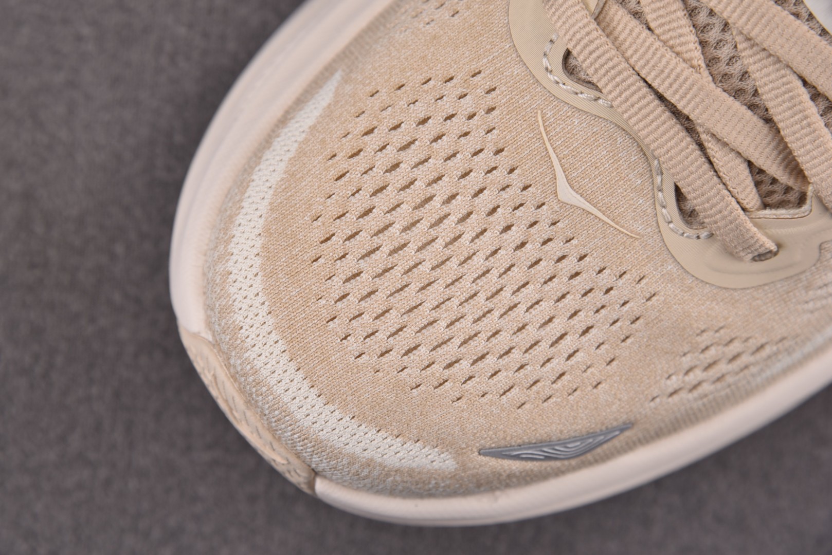 Hoka9 尺码36-45

纯原版出品-Hoka One One Bondi 9 Oatmeal Oa
