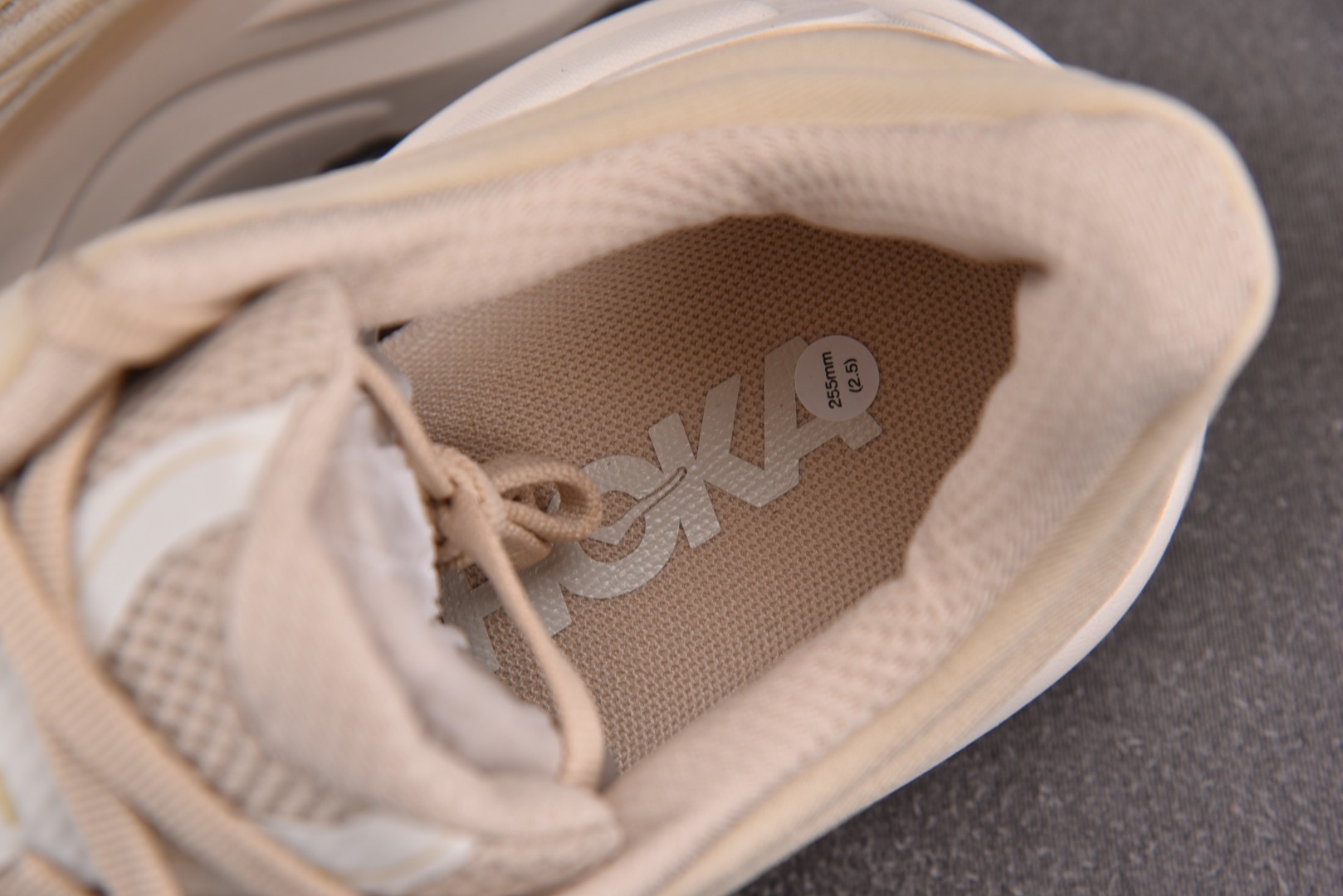 Hoka9 尺码36-45

纯原版出品-Hoka One One Bondi 9 Oatmeal Oa