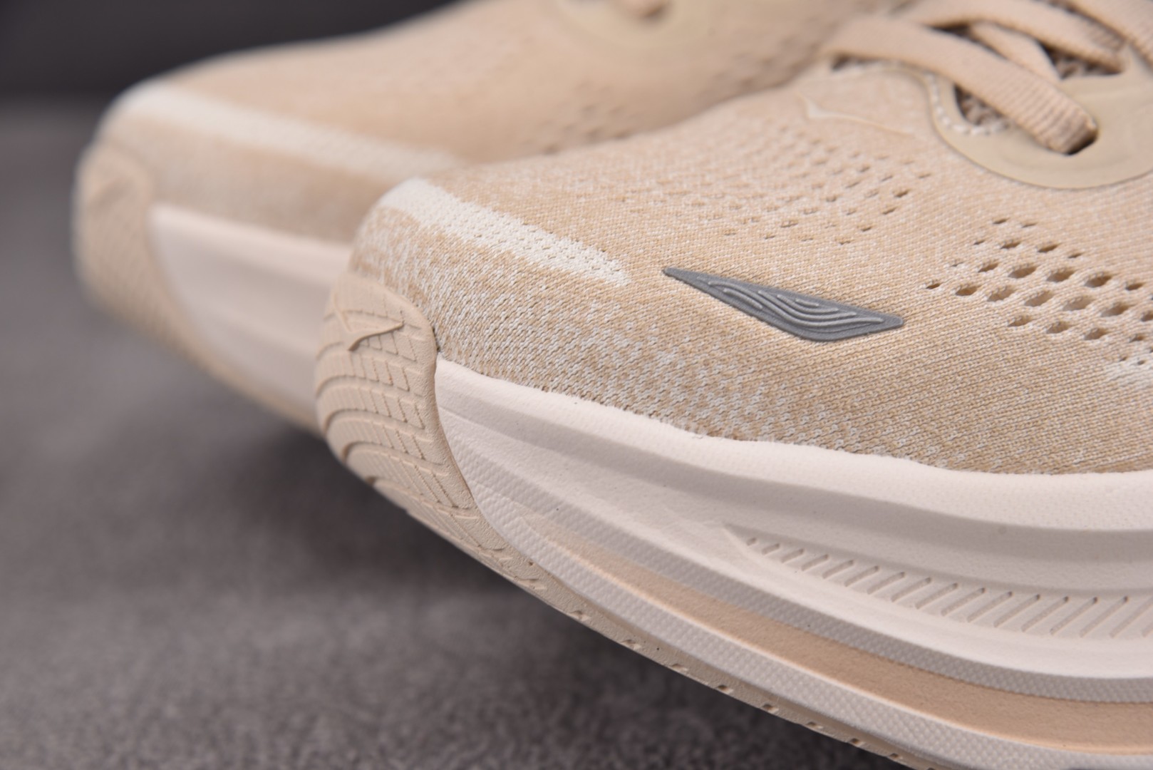 Hoka9 尺码36-45

纯原版出品-Hoka One One Bondi 9 Oatmeal Oa
