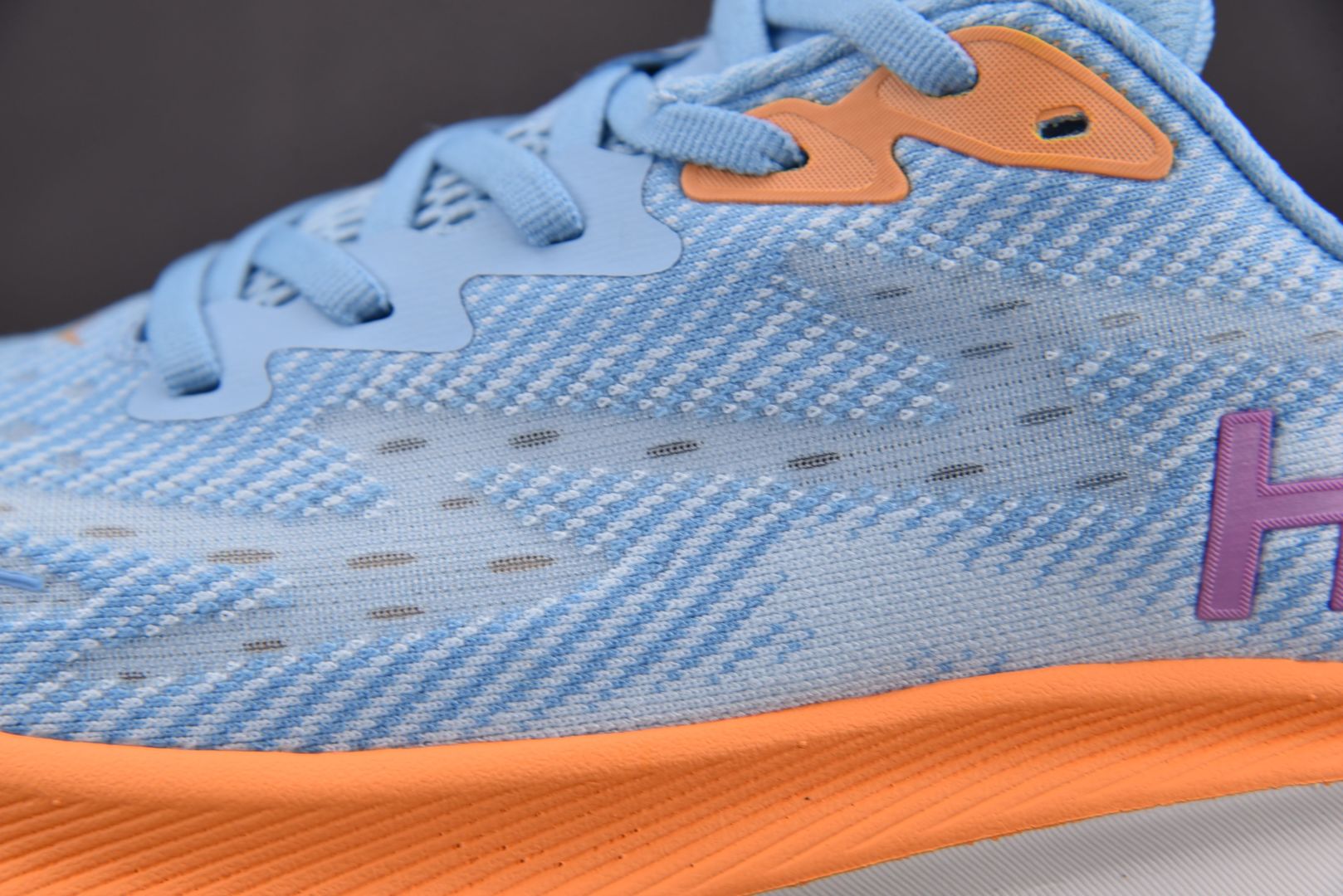 Hoka9 尺码36-45

纯原版出品-Hoka One One Clifton 9 Airy Blu