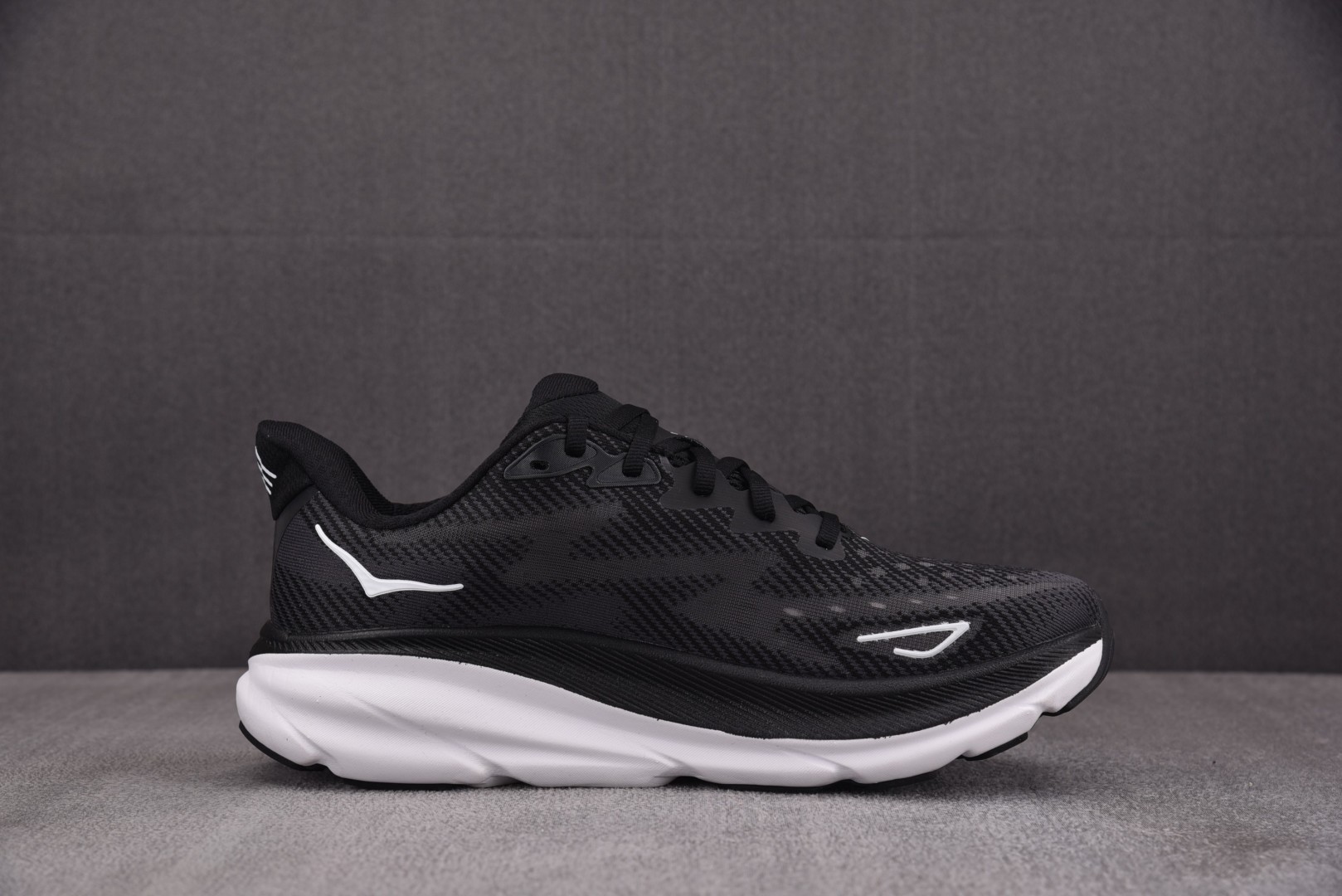 Hoka9 尺码36-45

纯原版出品-Hoka One One Clifton 9 Black Wh