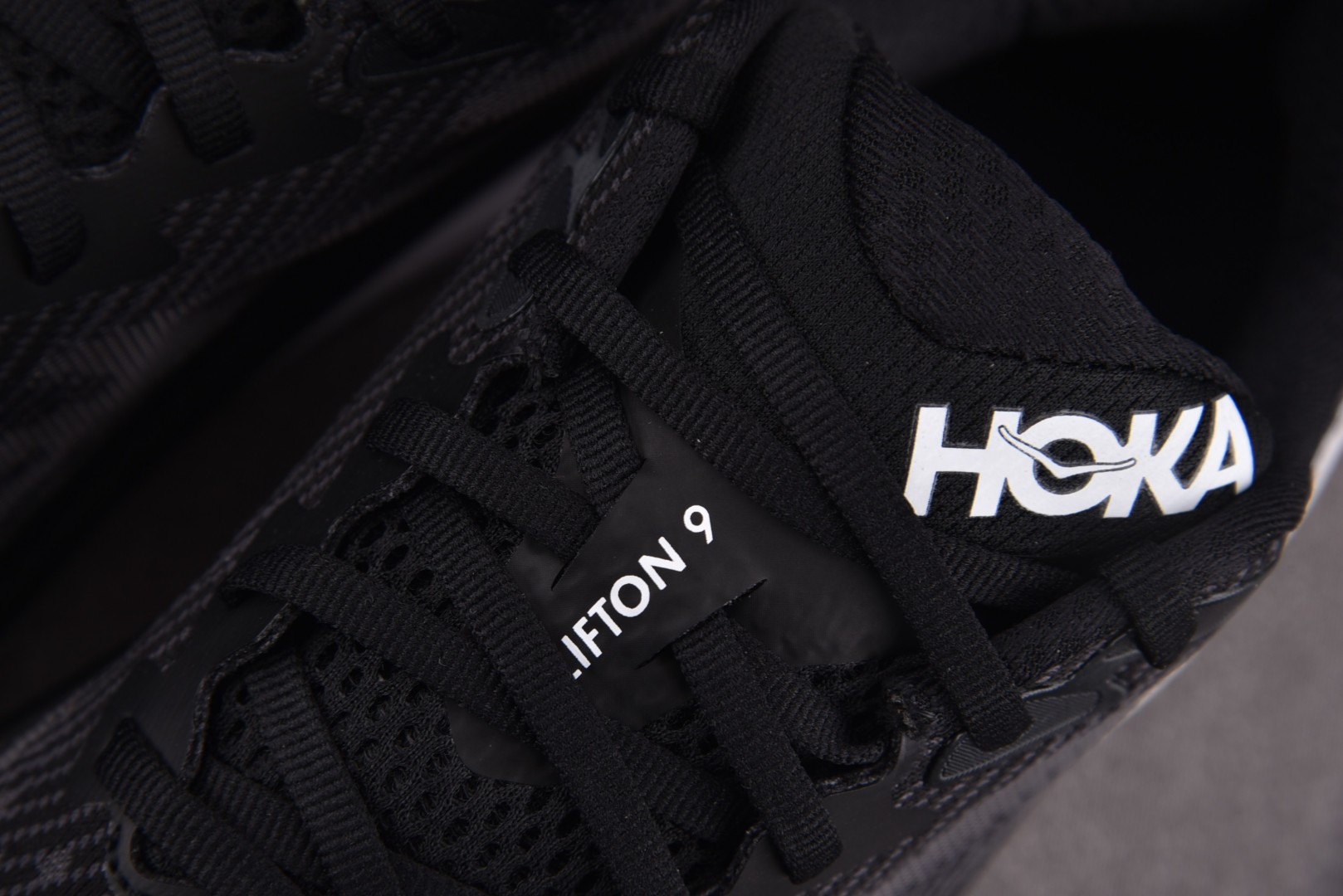 Hoka9 尺码36-45

纯原版出品-Hoka One One Clifton 9 Black Wh