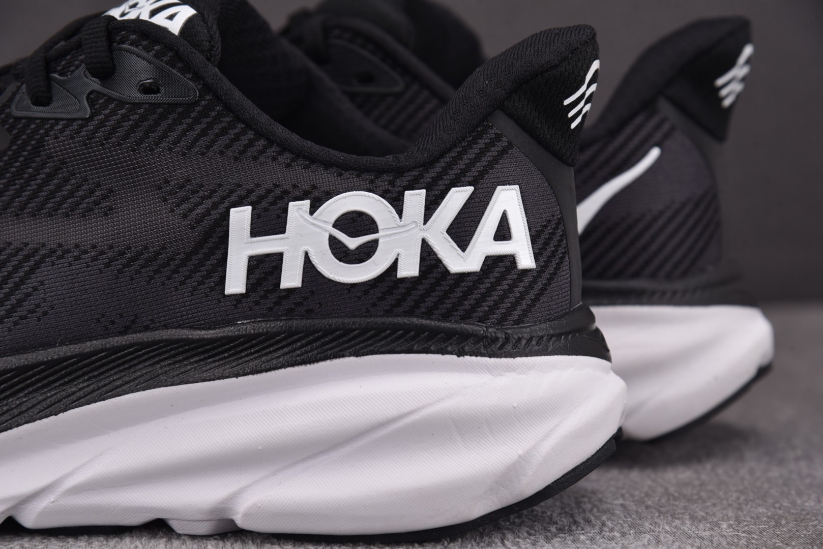 Hoka9 尺码36-45

纯原版出品-Hoka One One Clifton 9 Black Wh
