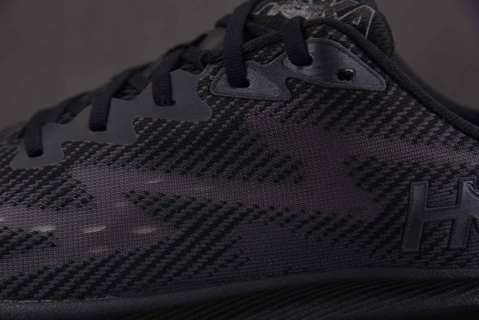 Hoka9 尺码36-45

纯原版出品-Hoka One One Clifton 9 Black 黑色