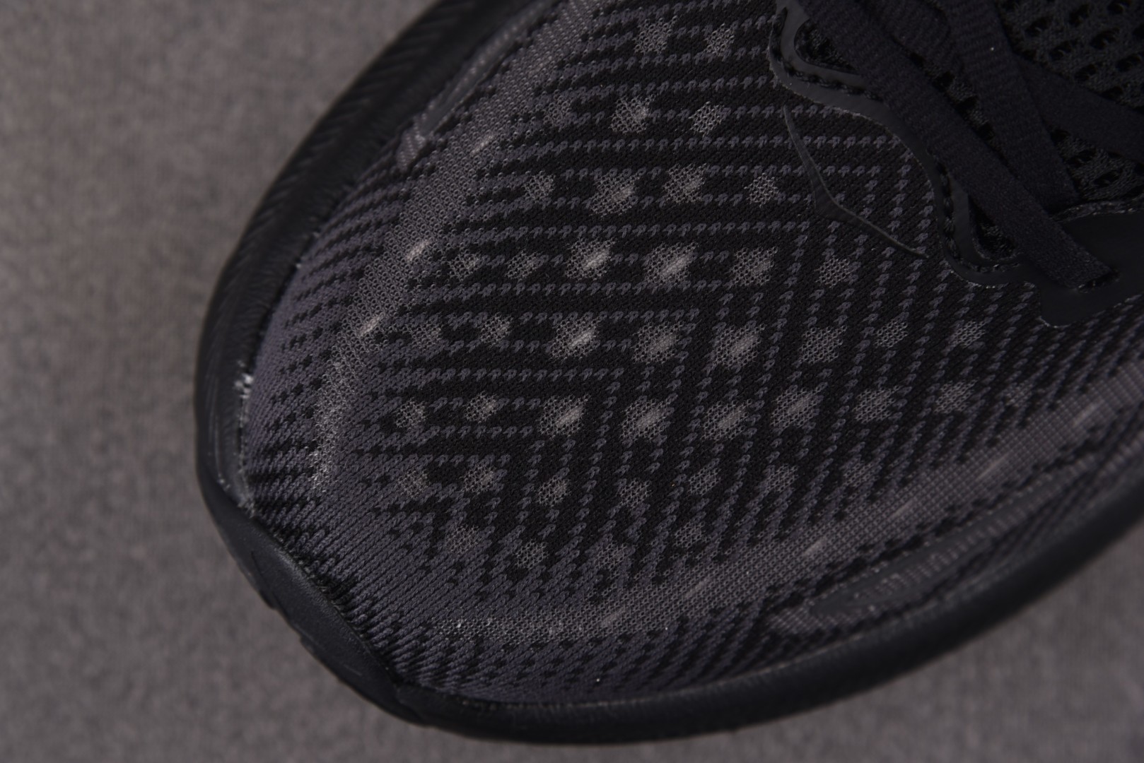 Hoka9 尺码36-45

纯原版出品-Hoka One One Clifton 9 Black 黑色