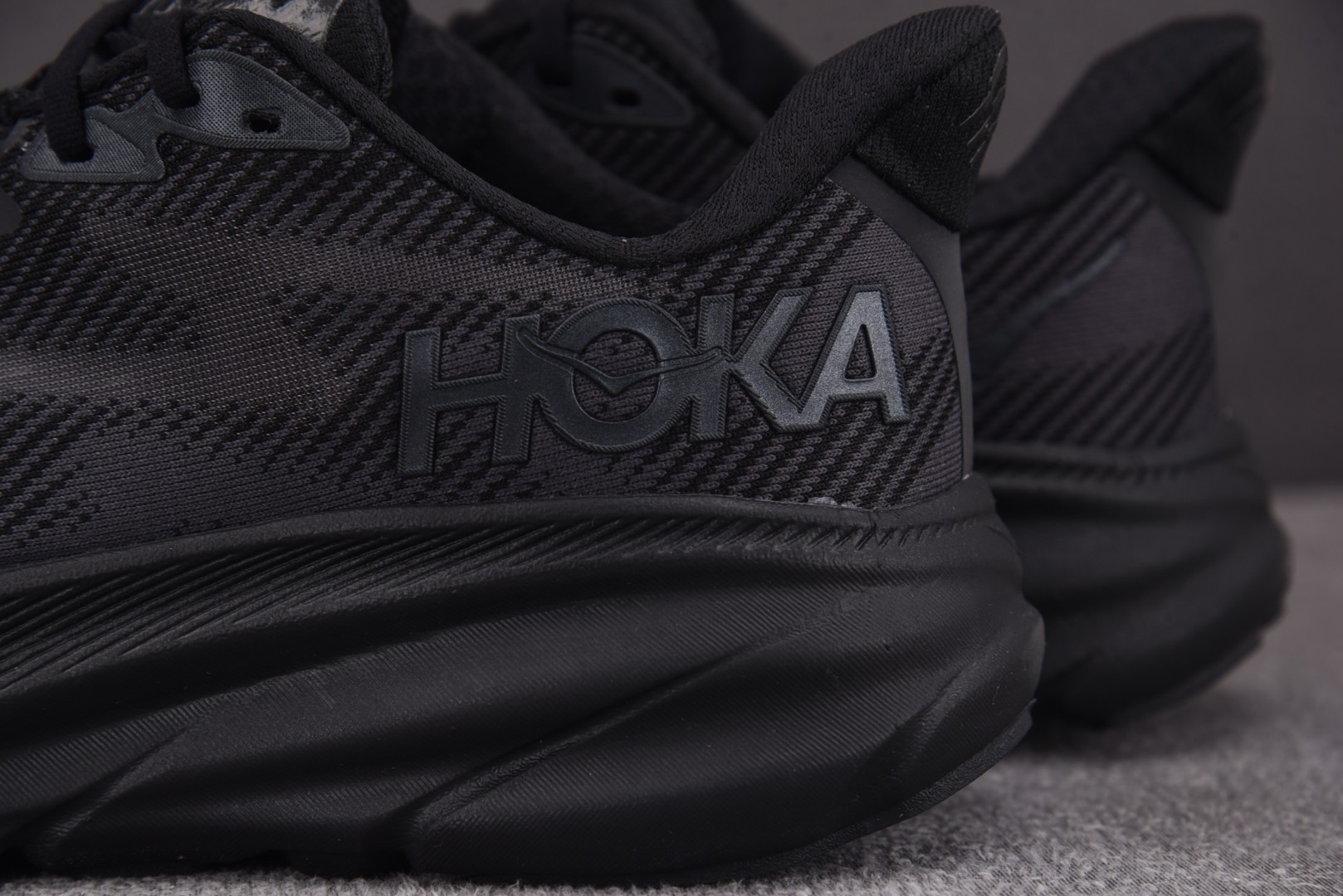 Hoka9 尺码36-45

纯原版出品-Hoka One One Clifton 9 Black 黑色