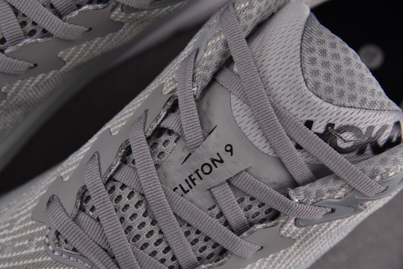 Hoka9 尺码36-45

纯原版出品-Hoka One One Clifton 9 Cloud Wh