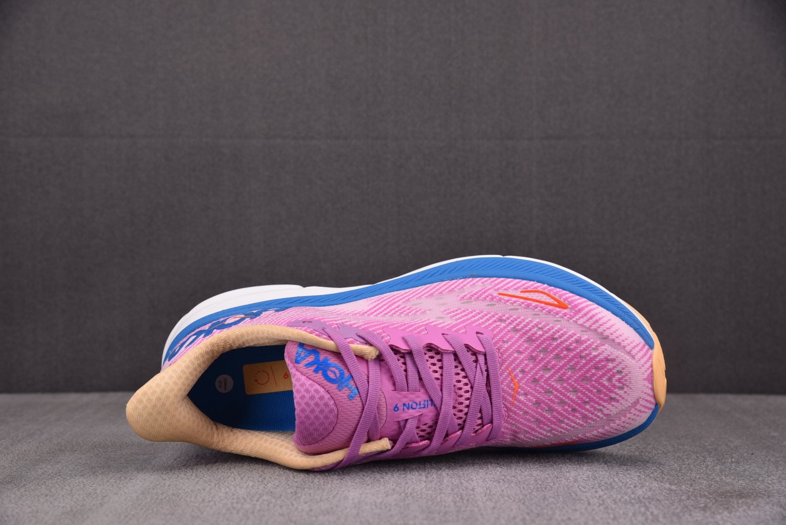 Hoka9 尺码36-45

纯原版出品-Hoka One One Clifton 9 Cyclamen