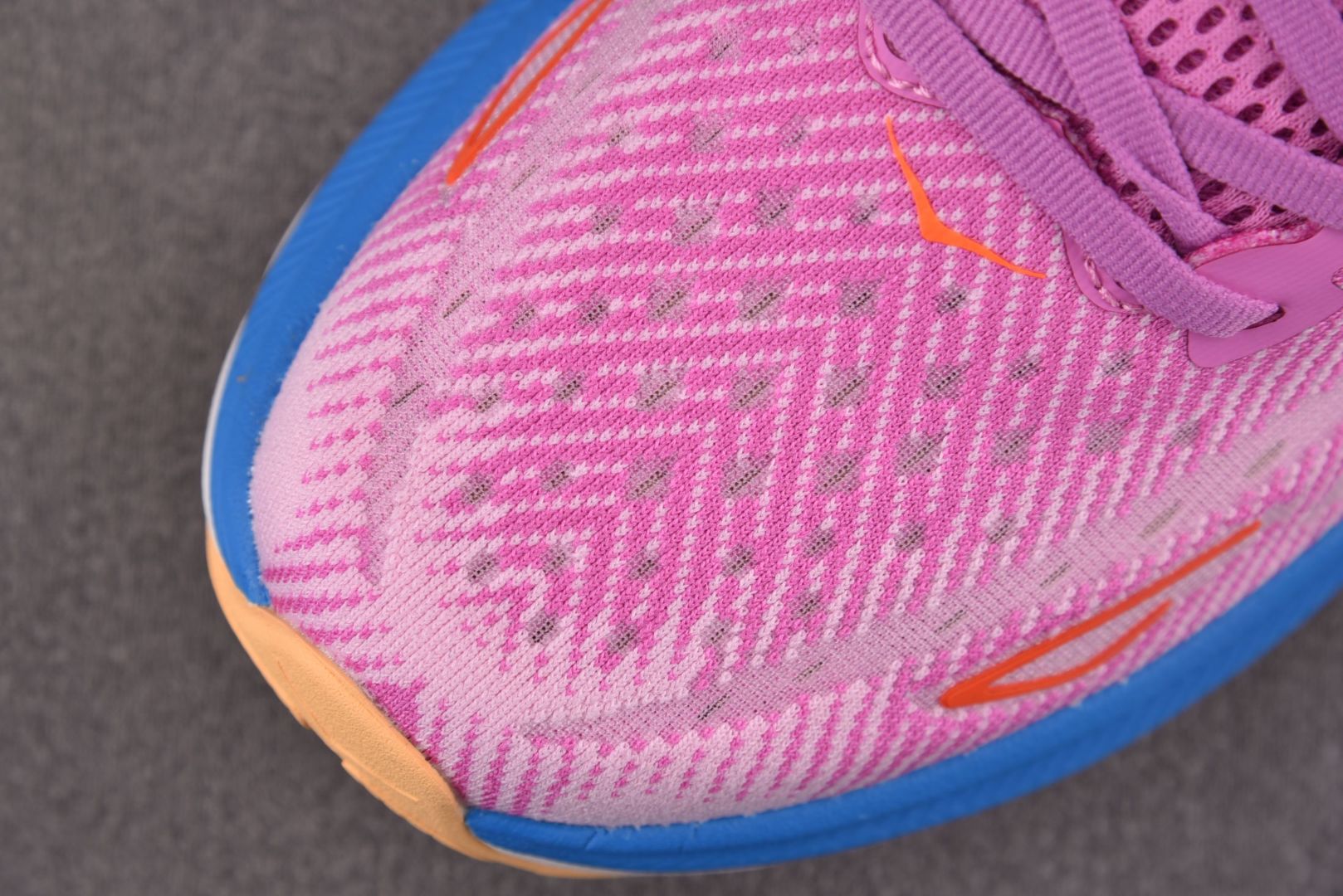 Hoka9 尺码36-45

纯原版出品-Hoka One One Clifton 9 Cyclamen