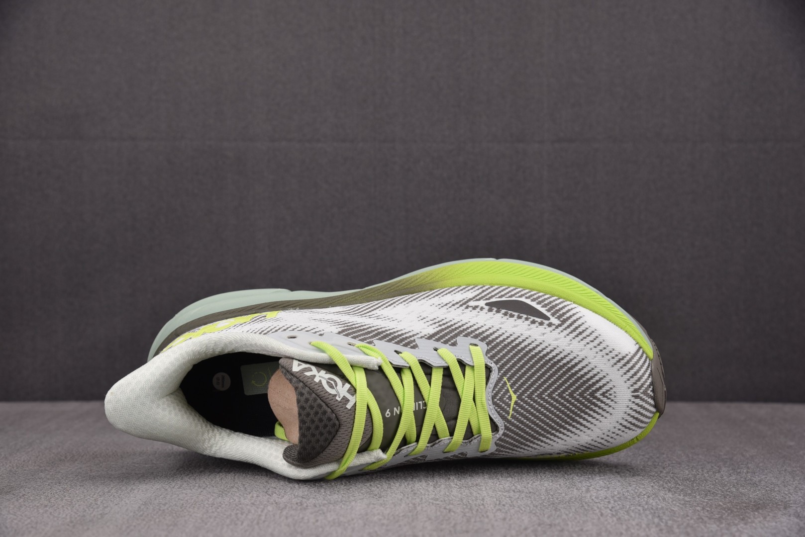 Hoka9 尺码36-45

纯原版出品-Hoka One One Clifton 9 Gore-Tex