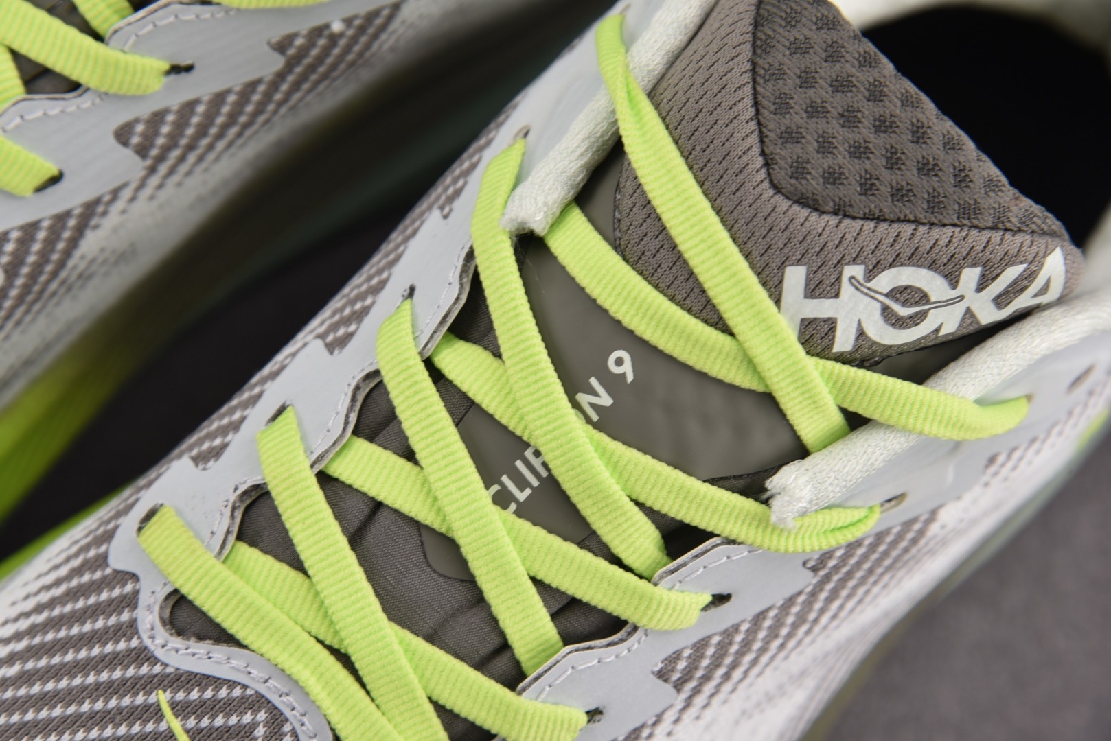 Hoka9 尺码36-45

纯原版出品-Hoka One One Clifton 9 Gore-Tex