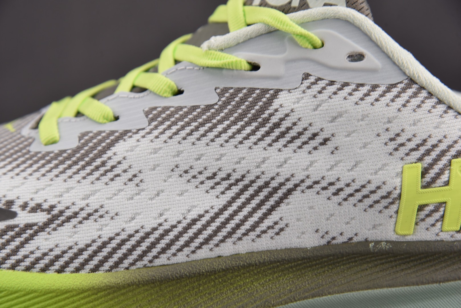 Hoka9 尺码36-45

纯原版出品-Hoka One One Clifton 9 Gore-Tex