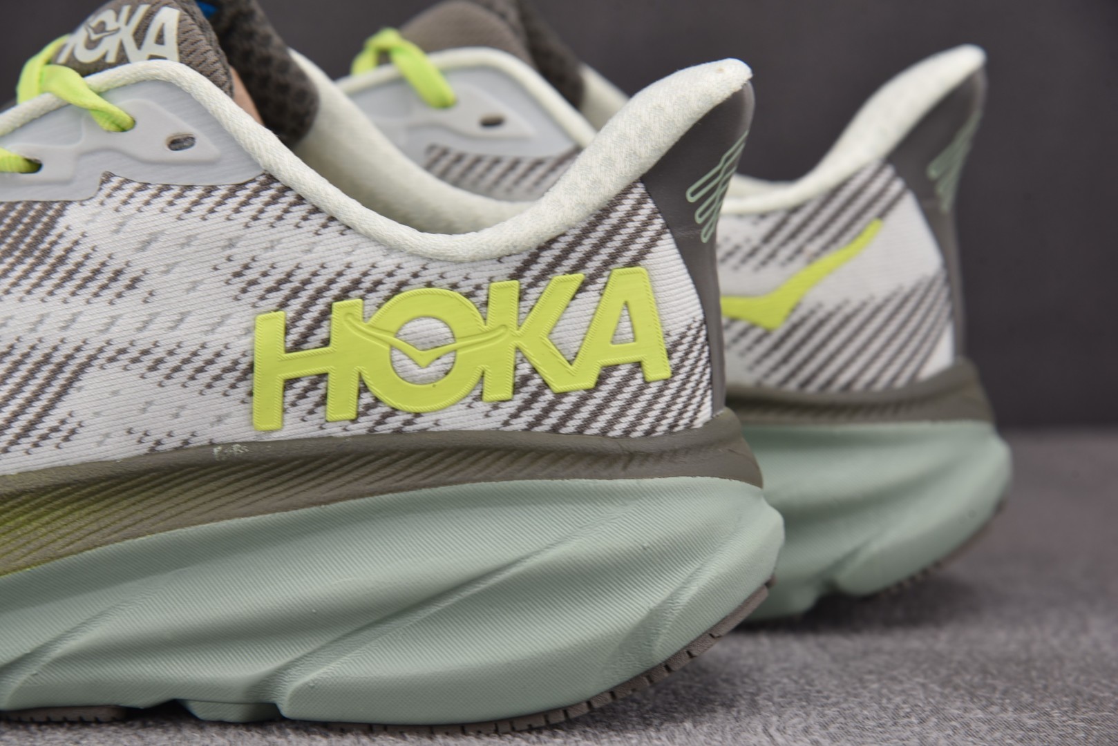 Hoka9 尺码36-45

纯原版出品-Hoka One One Clifton 9 Gore-Tex