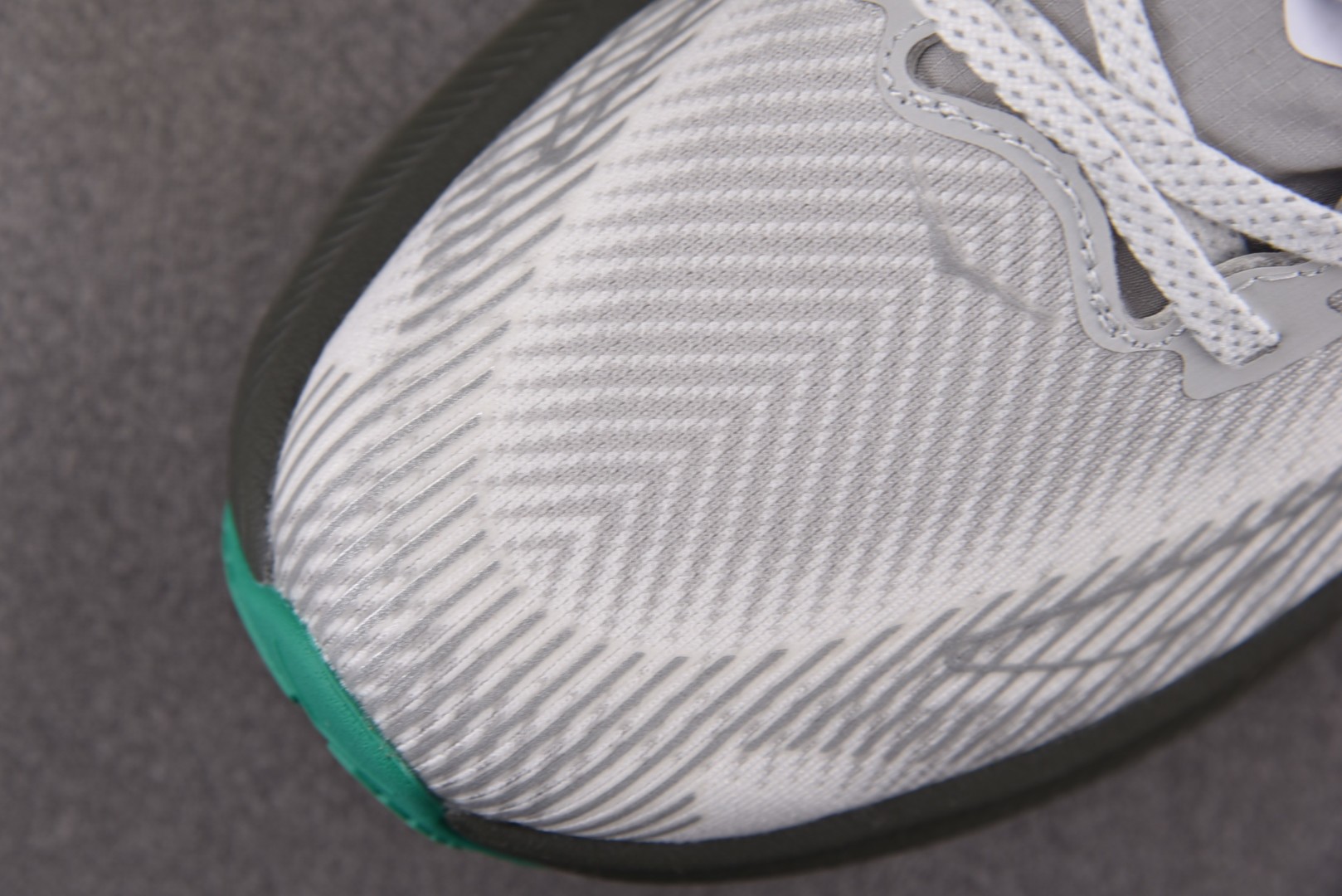 Hoka9 尺码36-45

纯原版出品-Hoka One One Clifton 9 Gore-Tex