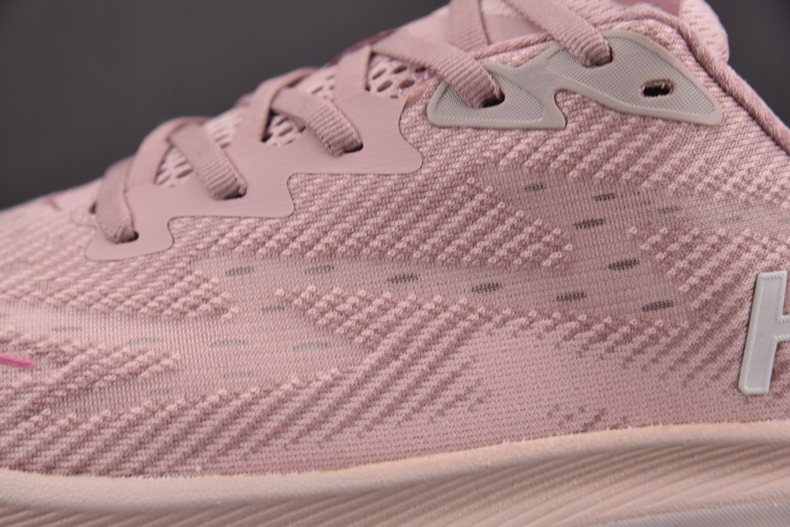 Hoka9 尺码36-45

纯原版出品-Hoka One One Clifton 9 Pink 粉色 