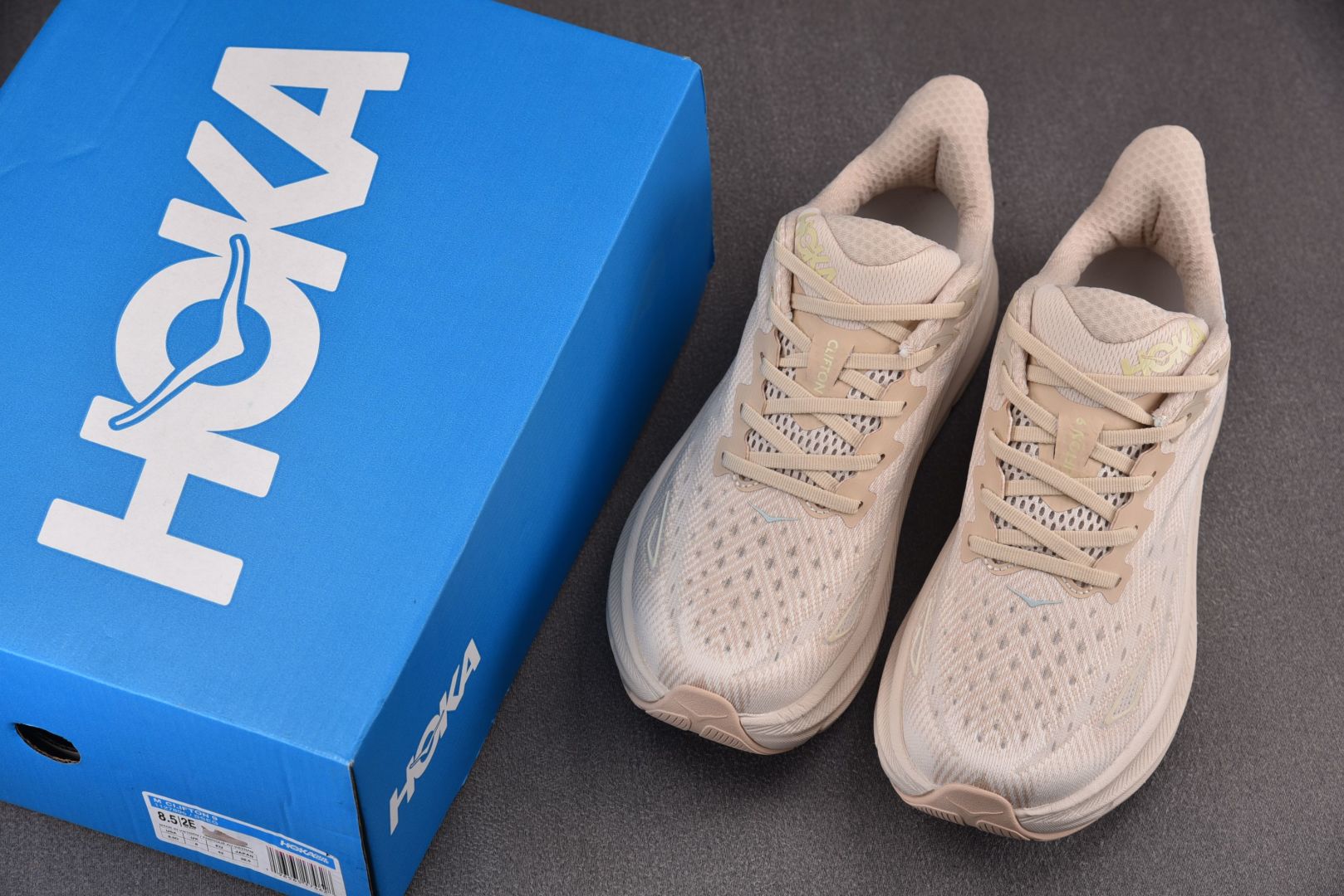 Hoka9 尺码36-45

纯原版出品-Hoka One One Clifton 9 Shifting
