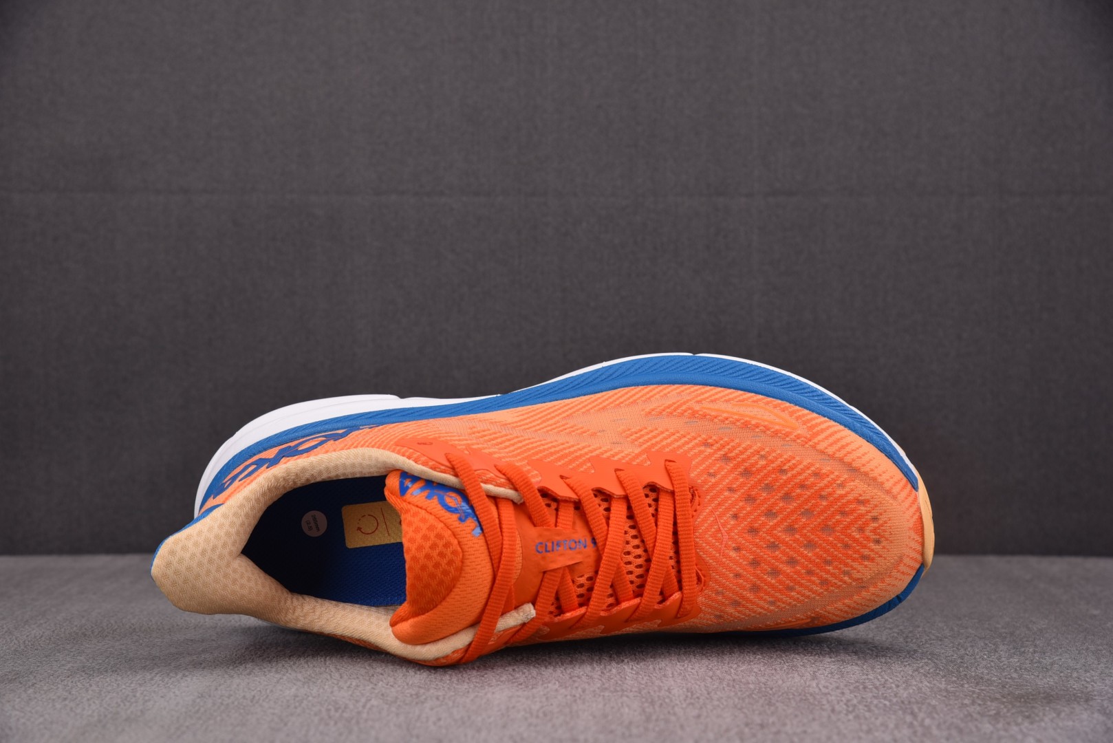 Hoka9 尺码36-45

纯原版出品-Hoka One One Clifton 9 Vibrant 