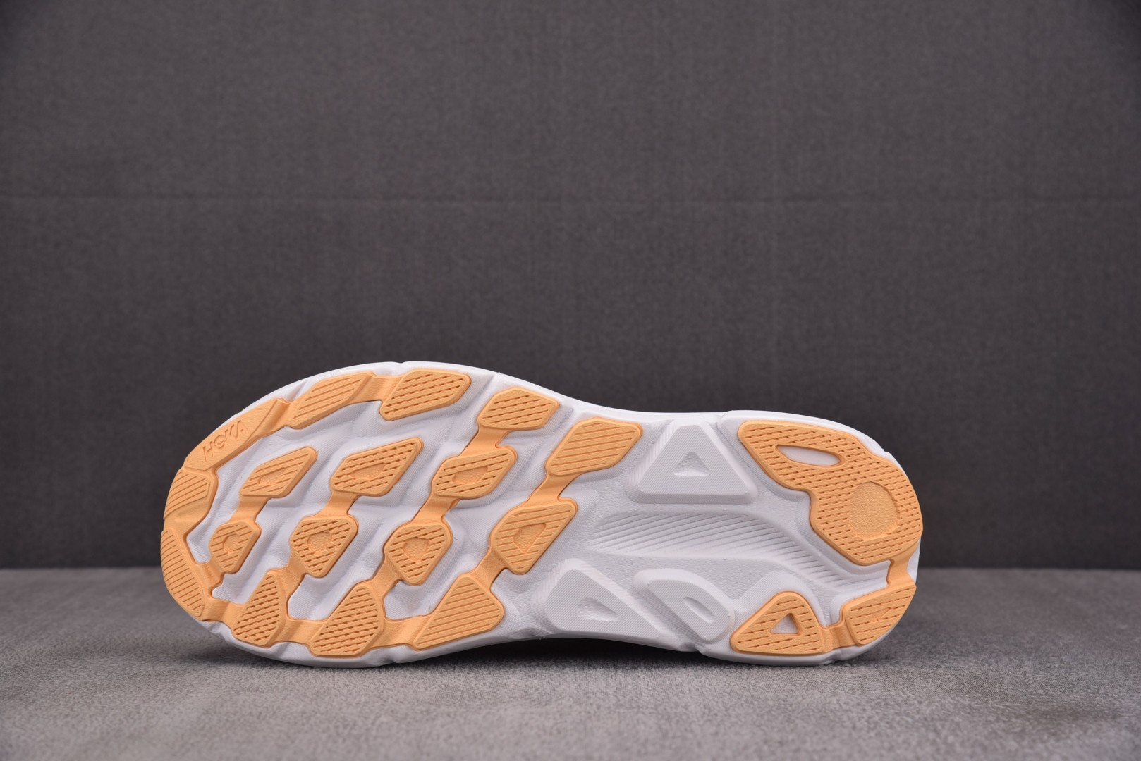 Hoka9 尺码36-45

纯原版出品-Hoka One One Clifton 9 Vibrant 