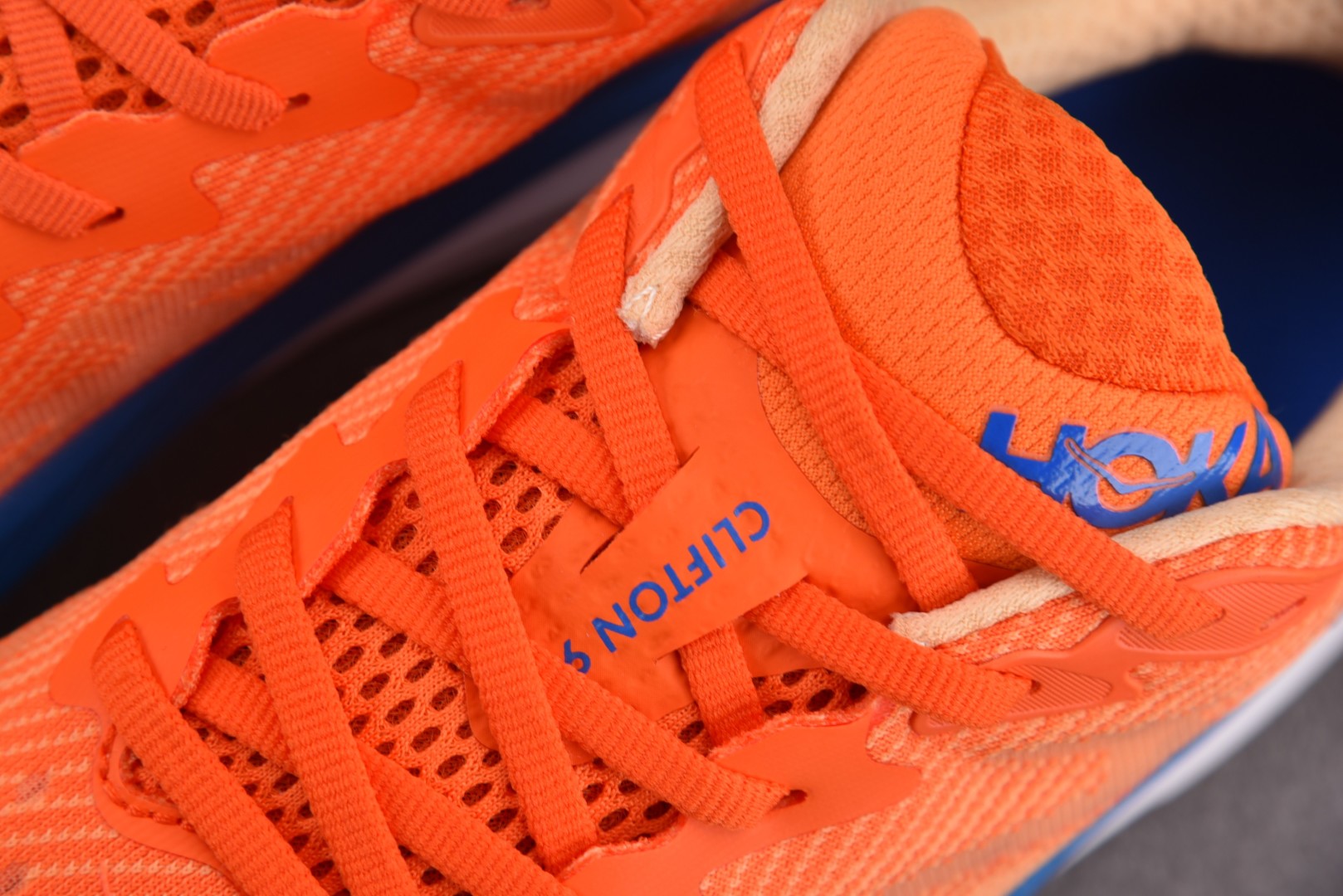 Hoka9 尺码36-45

纯原版出品-Hoka One One Clifton 9 Vibrant 