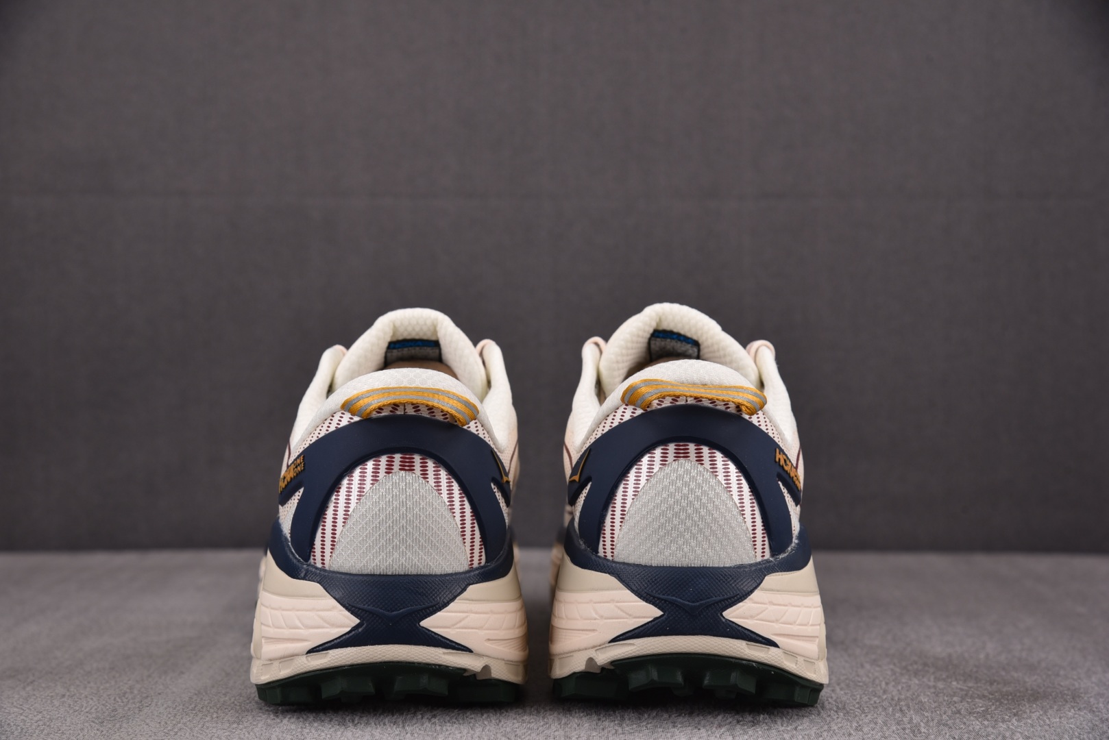 Hoka2 尺码36-45

纯原版出品-Hoka One One Mafate Speed 2 Ala