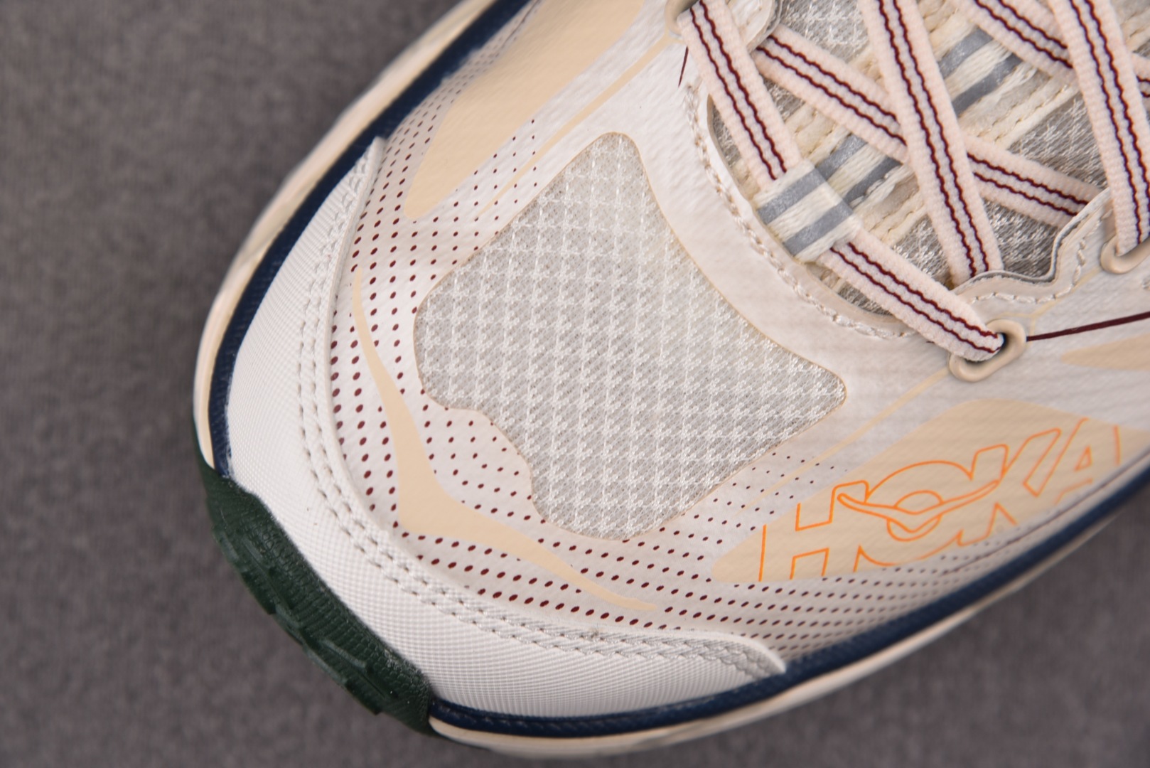 Hoka2 尺码36-45

纯原版出品-Hoka One One Mafate Speed 2 Ala