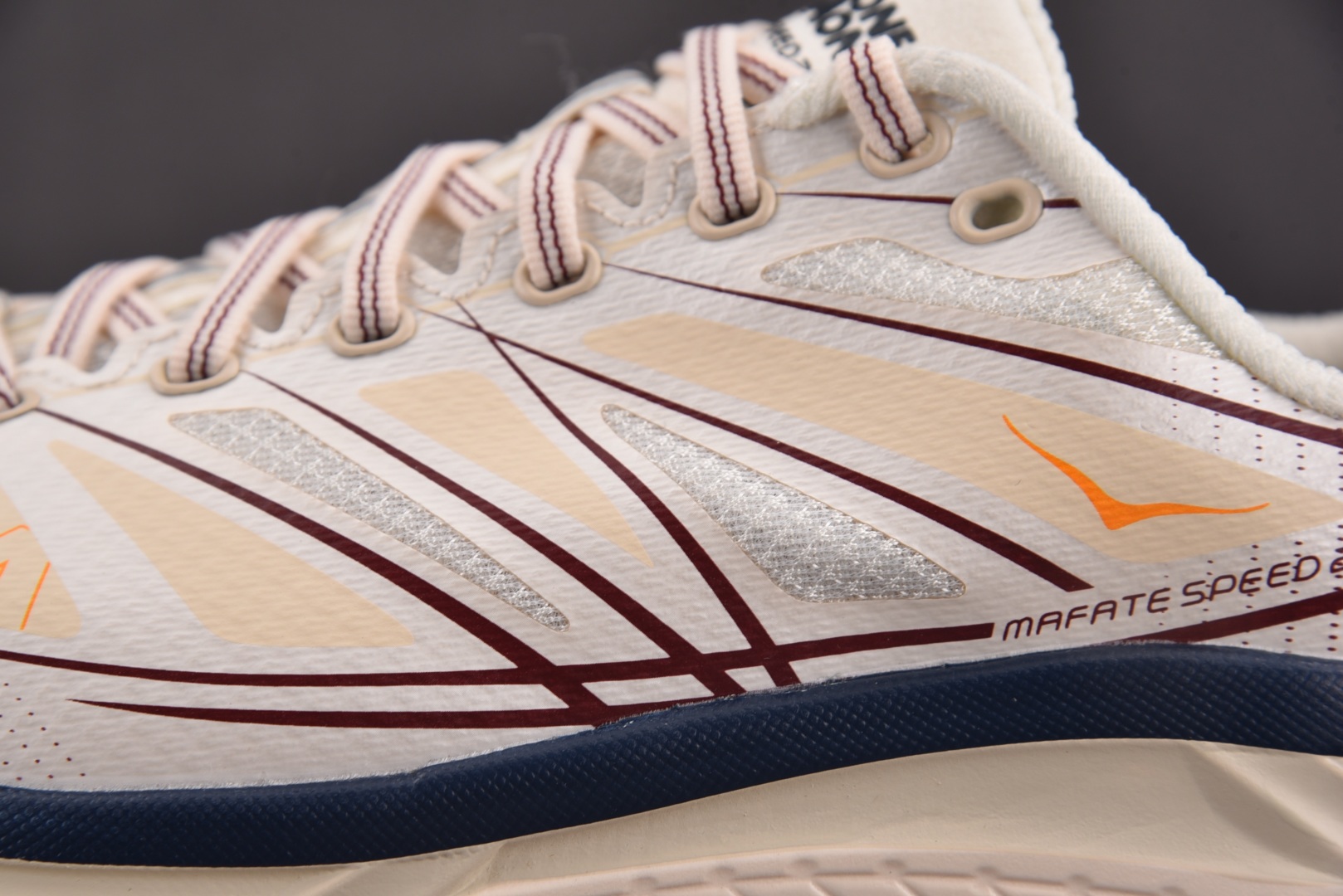 Hoka2 尺码36-45

纯原版出品-Hoka One One Mafate Speed 2 Ala