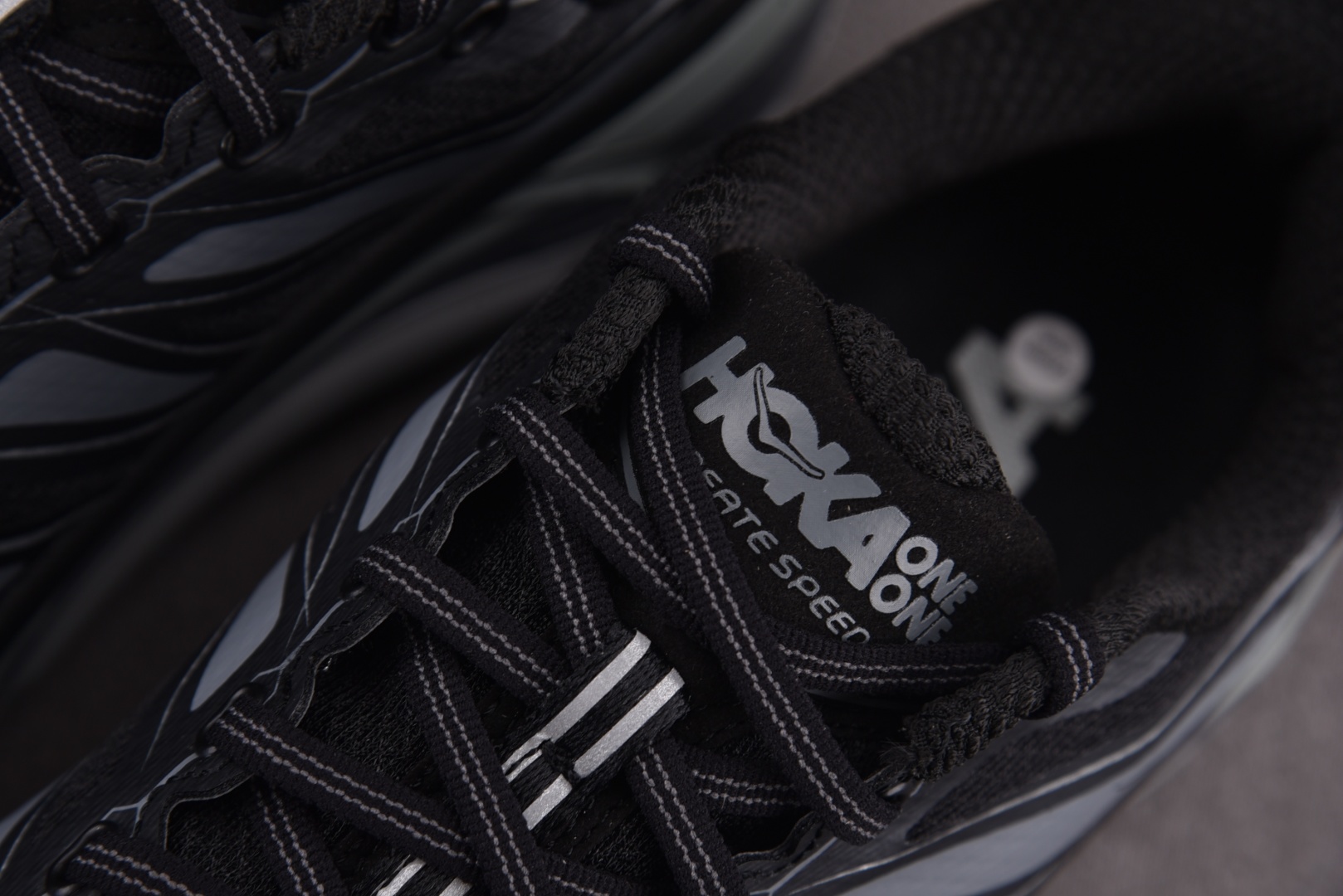 Hoka2 尺码36-45

纯原版出品-Hoka One One Mafate Speed 2 Bla