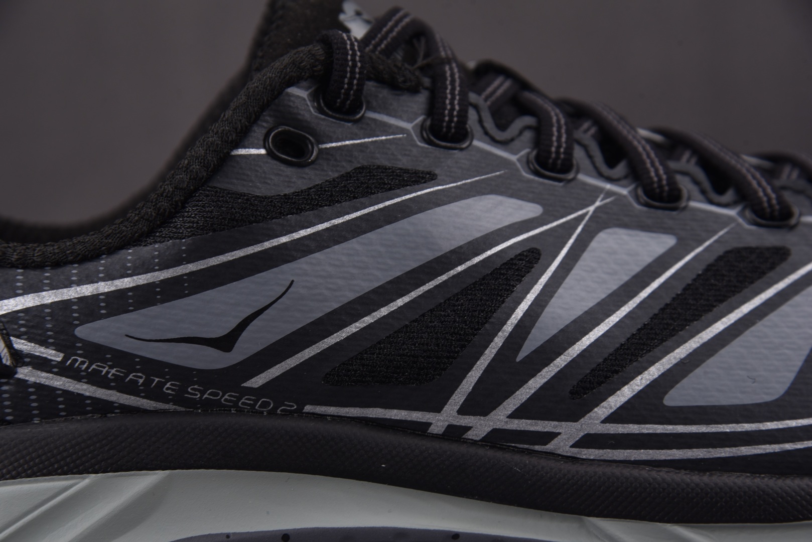 Hoka2 尺码36-45

纯原版出品-Hoka One One Mafate Speed 2 Bla