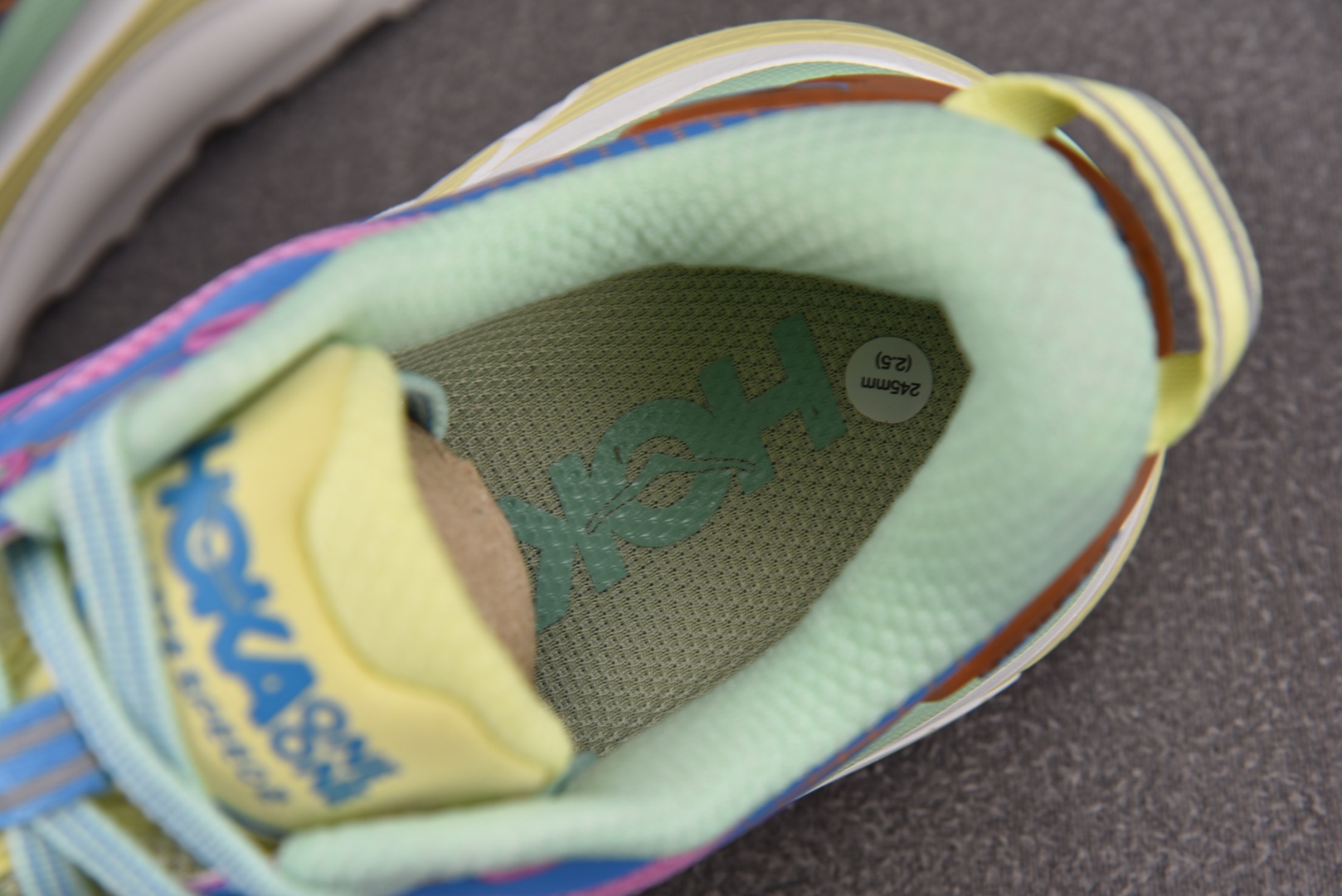 Hoka2 尺码36-45

纯原版出品-Hoka One One Mafate Speed 2 Cyc