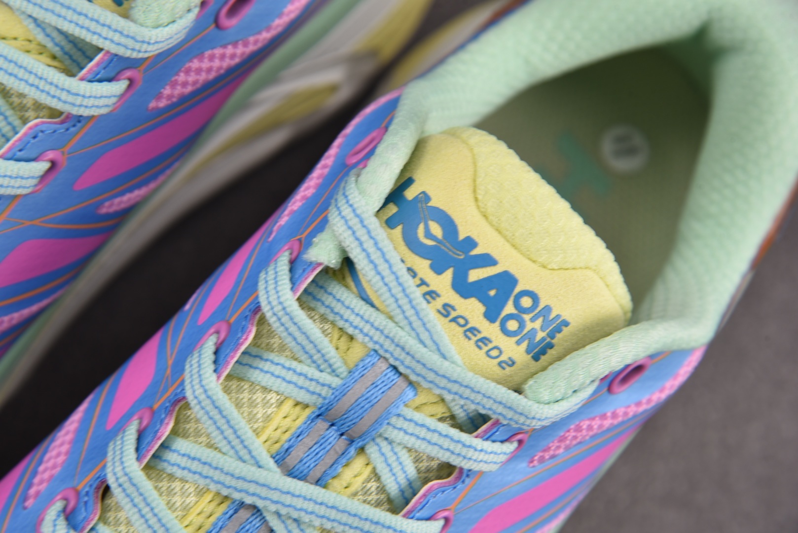 Hoka2 尺码36-45

纯原版出品-Hoka One One Mafate Speed 2 Cyc