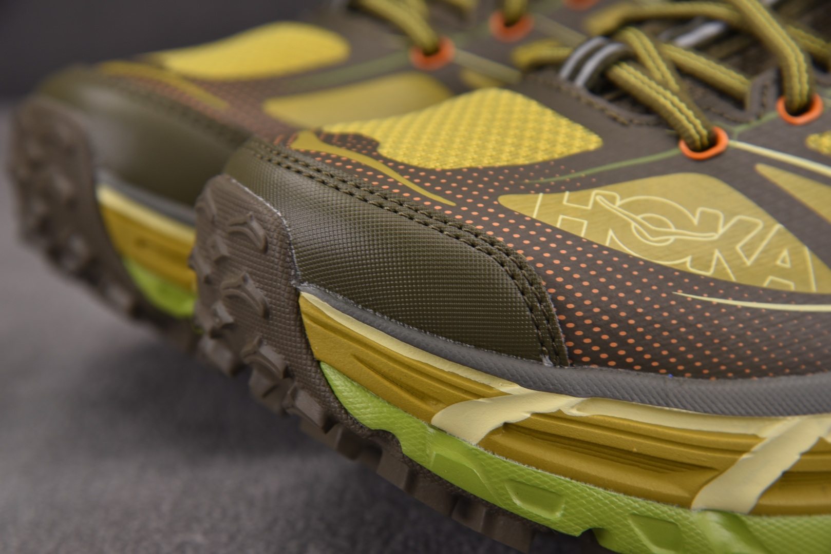 Hoka2 尺码36-45

纯原版出品-Hoka One One Mafate Speed 2 Dar