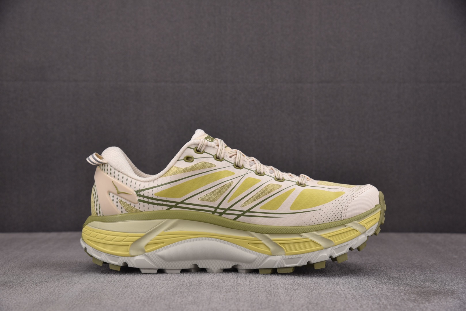 Hoka2 尺码36-45

纯原版出品-Hoka One One Mafate Speed 2 Egg