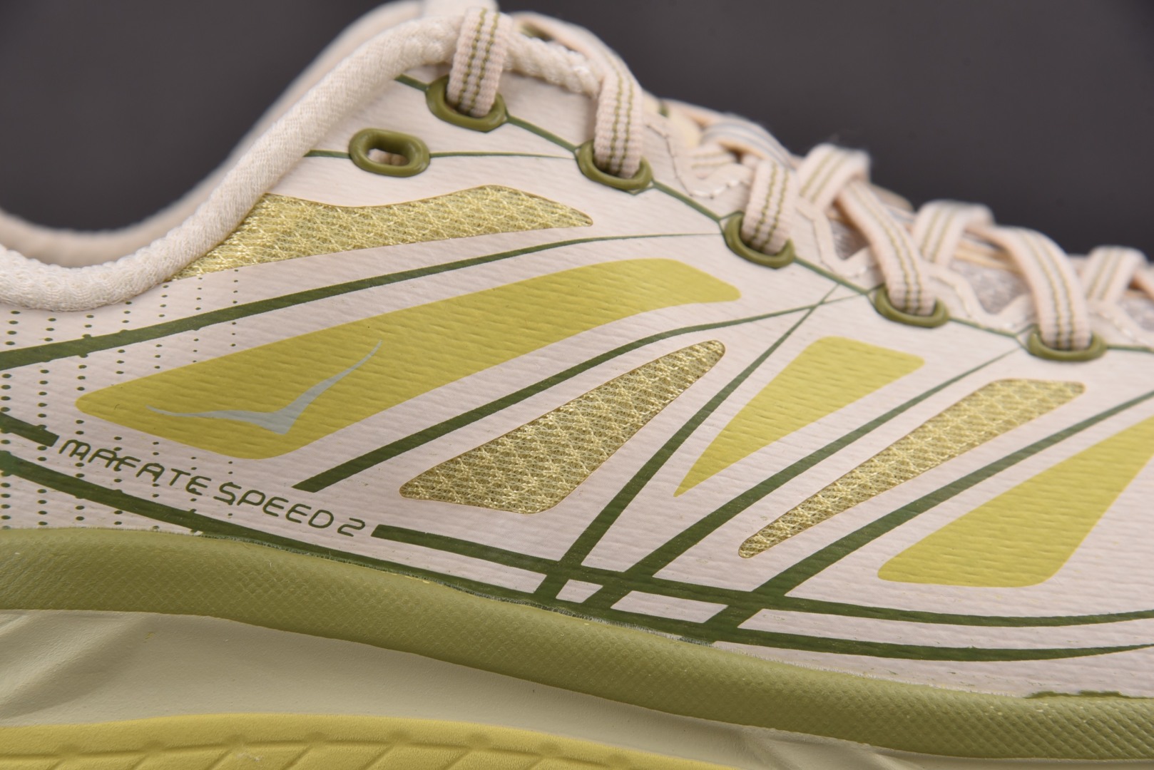 Hoka2 尺码36-45

纯原版出品-Hoka One One Mafate Speed 2 Egg