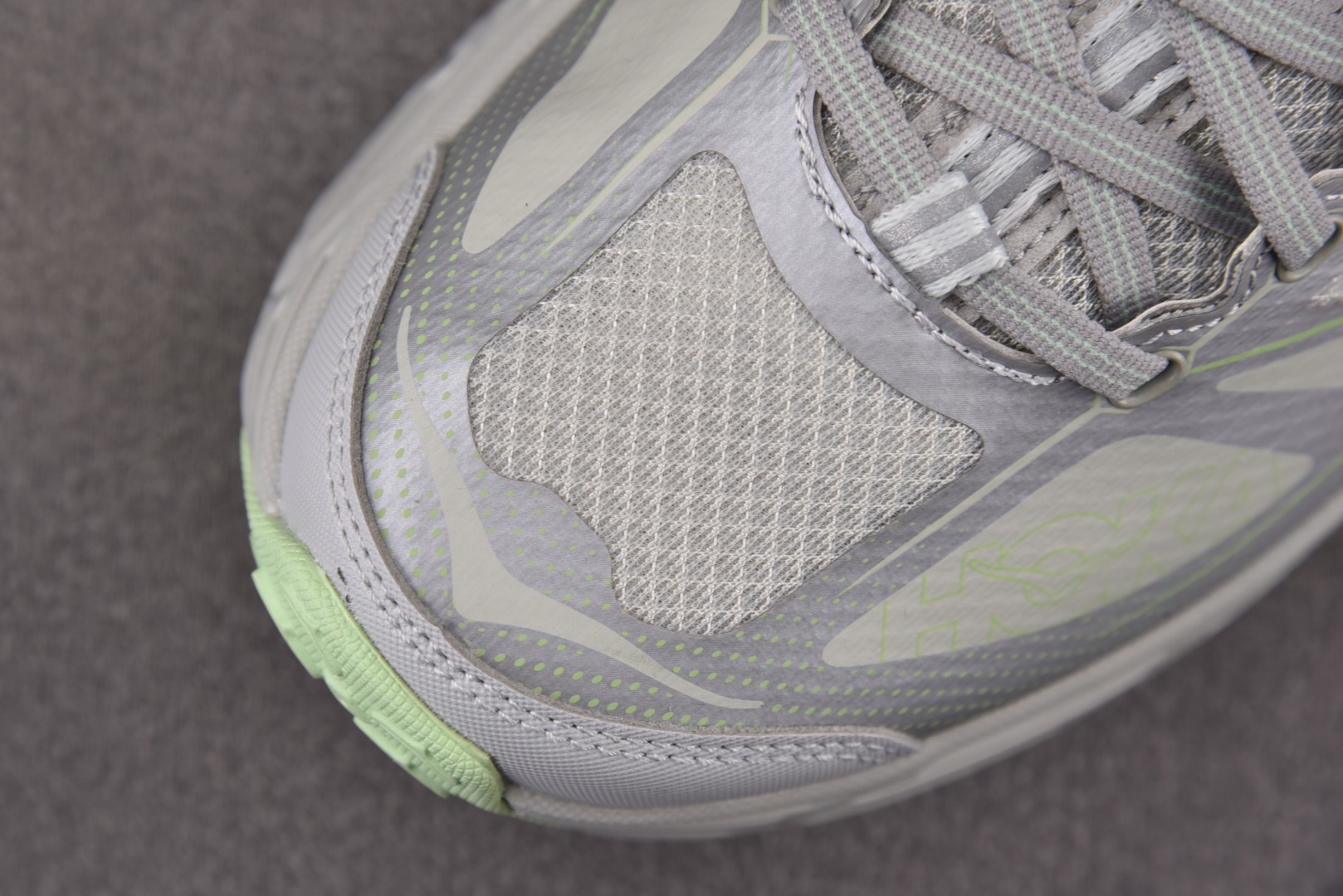 Hoka2 尺码36-45

纯原版出品-Hoka One One Mafate Speed 2 Mer