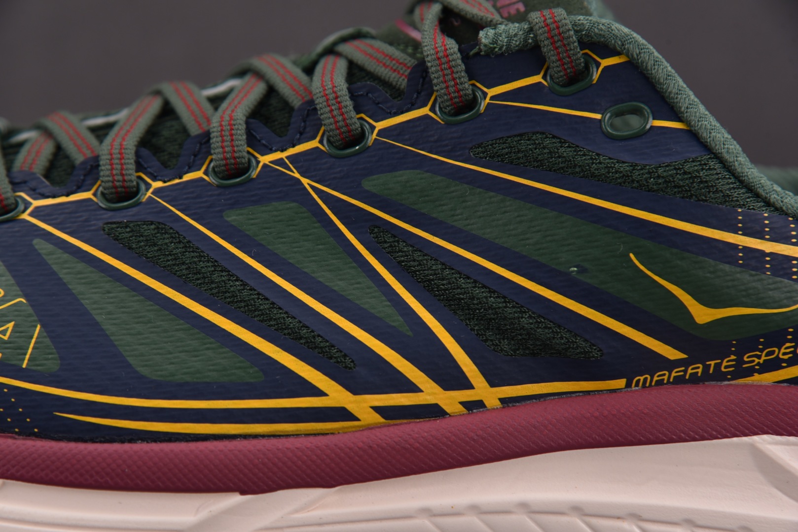 Hoka2 尺码36-45

纯原版出品-Hoka One One Mafate Speed 2 Mou