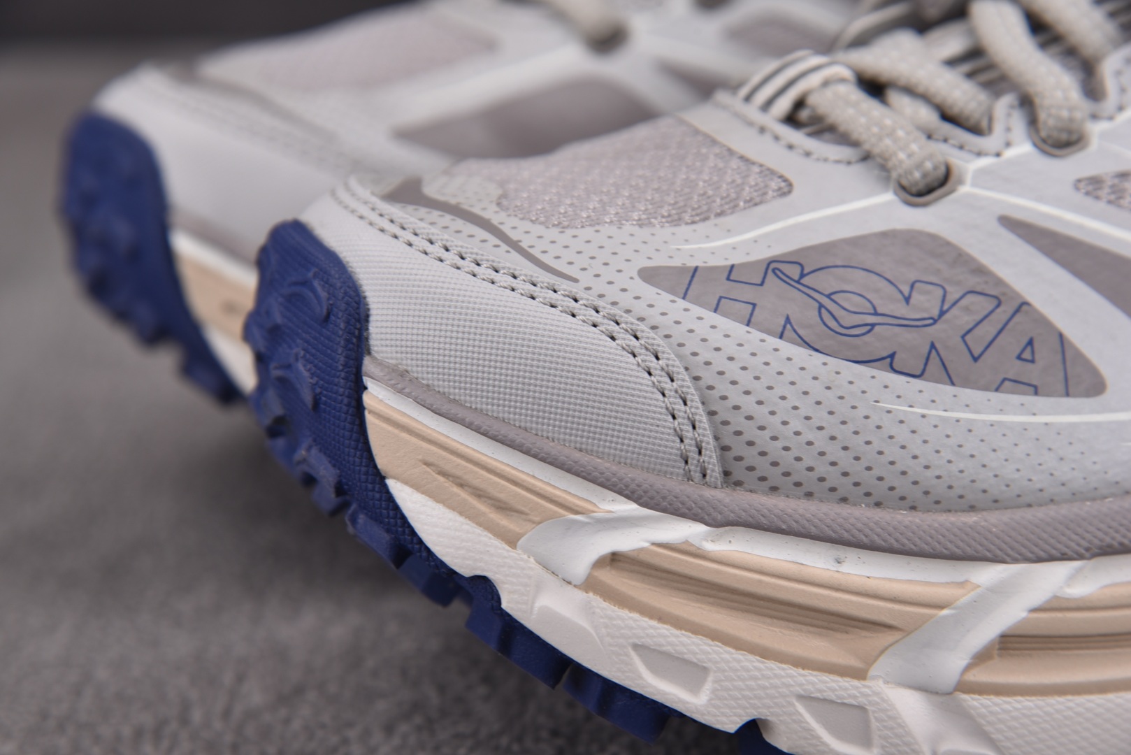 Hoka2 尺码36-45

纯原版出品-Hoka One One Mafate Speed 2 Oat