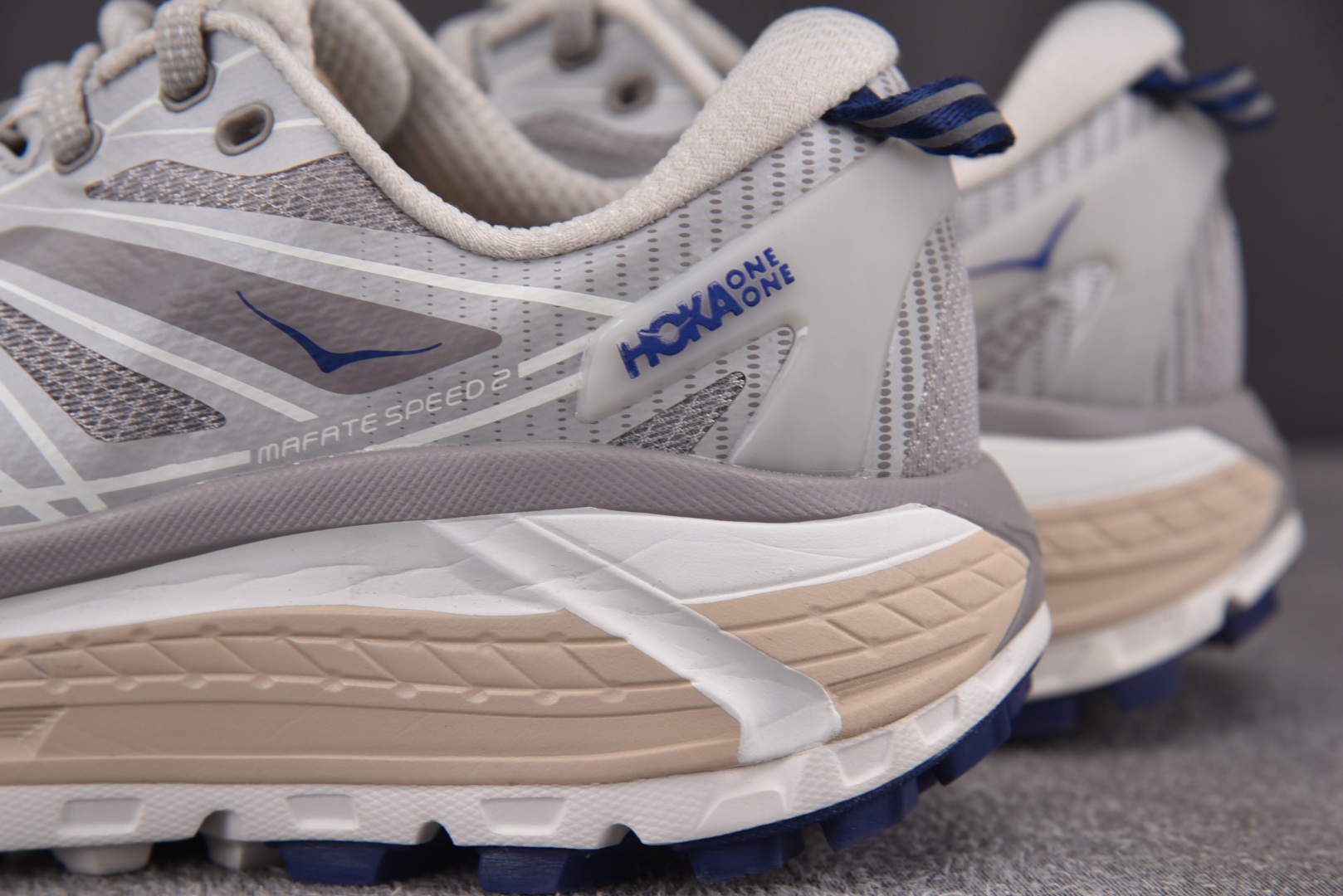 Hoka2 尺码36-45

纯原版出品-Hoka One One Mafate Speed 2 Oat