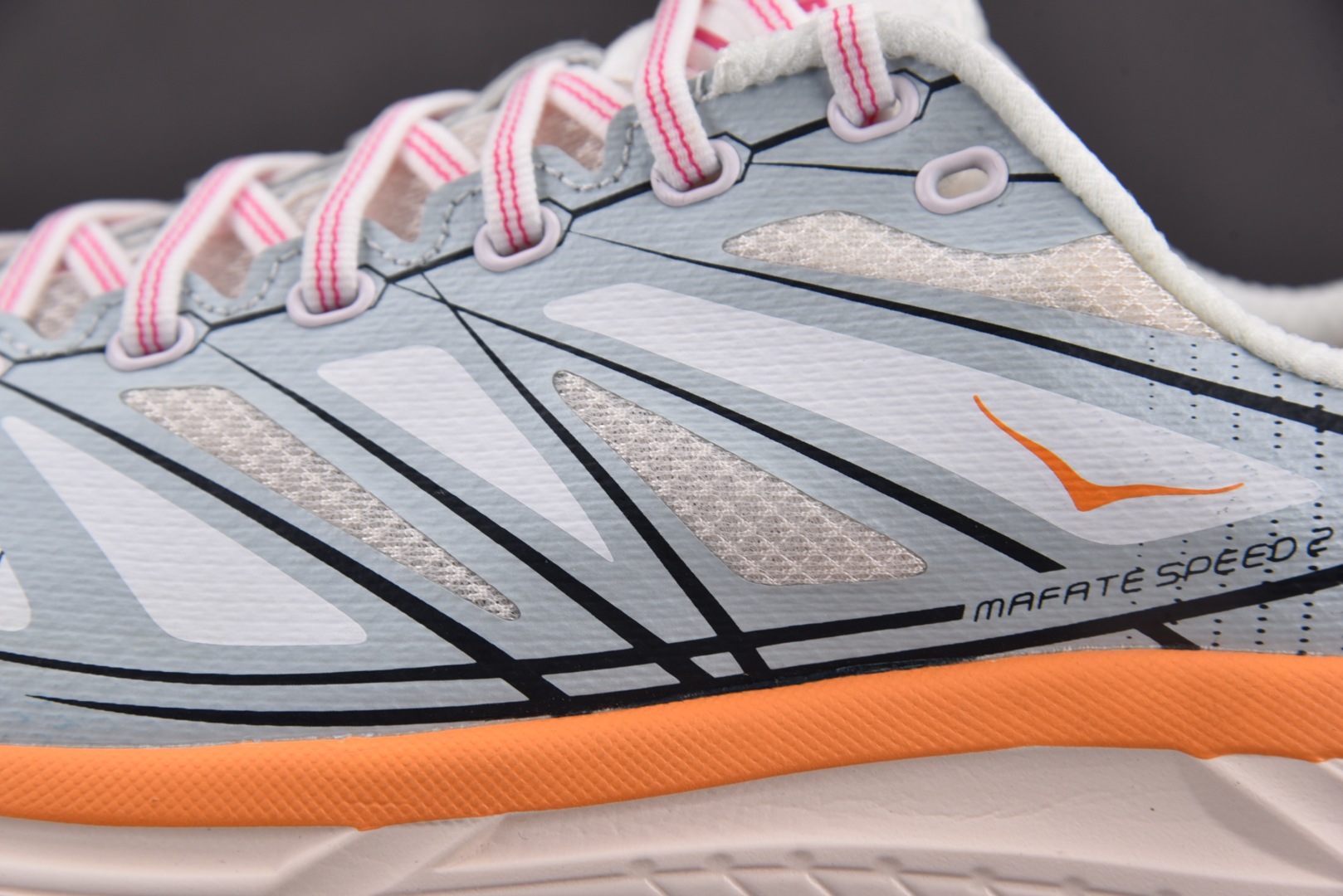 Hoka2 尺码36-45

纯原版出品-Hoka One One Mafate Speed 2 Whi