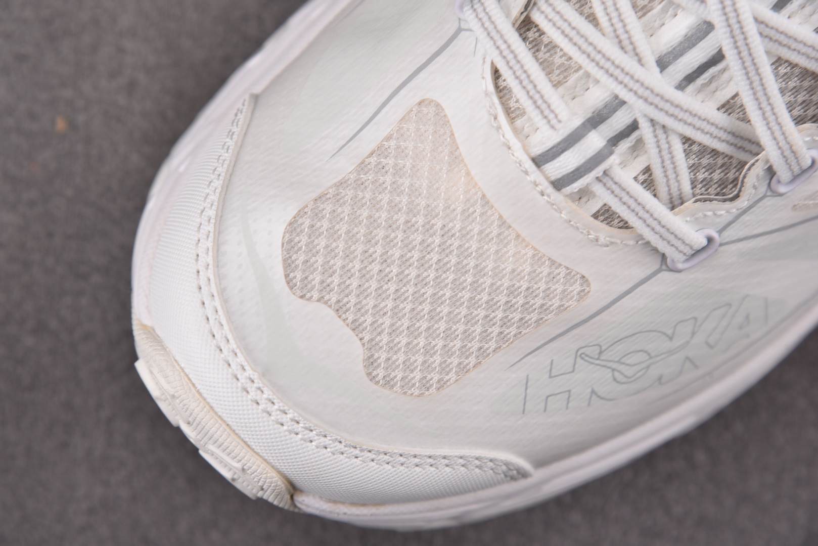 Hoka2 尺码36-45

纯原版出品-Hoka One One Mafate Speed 2 Whi